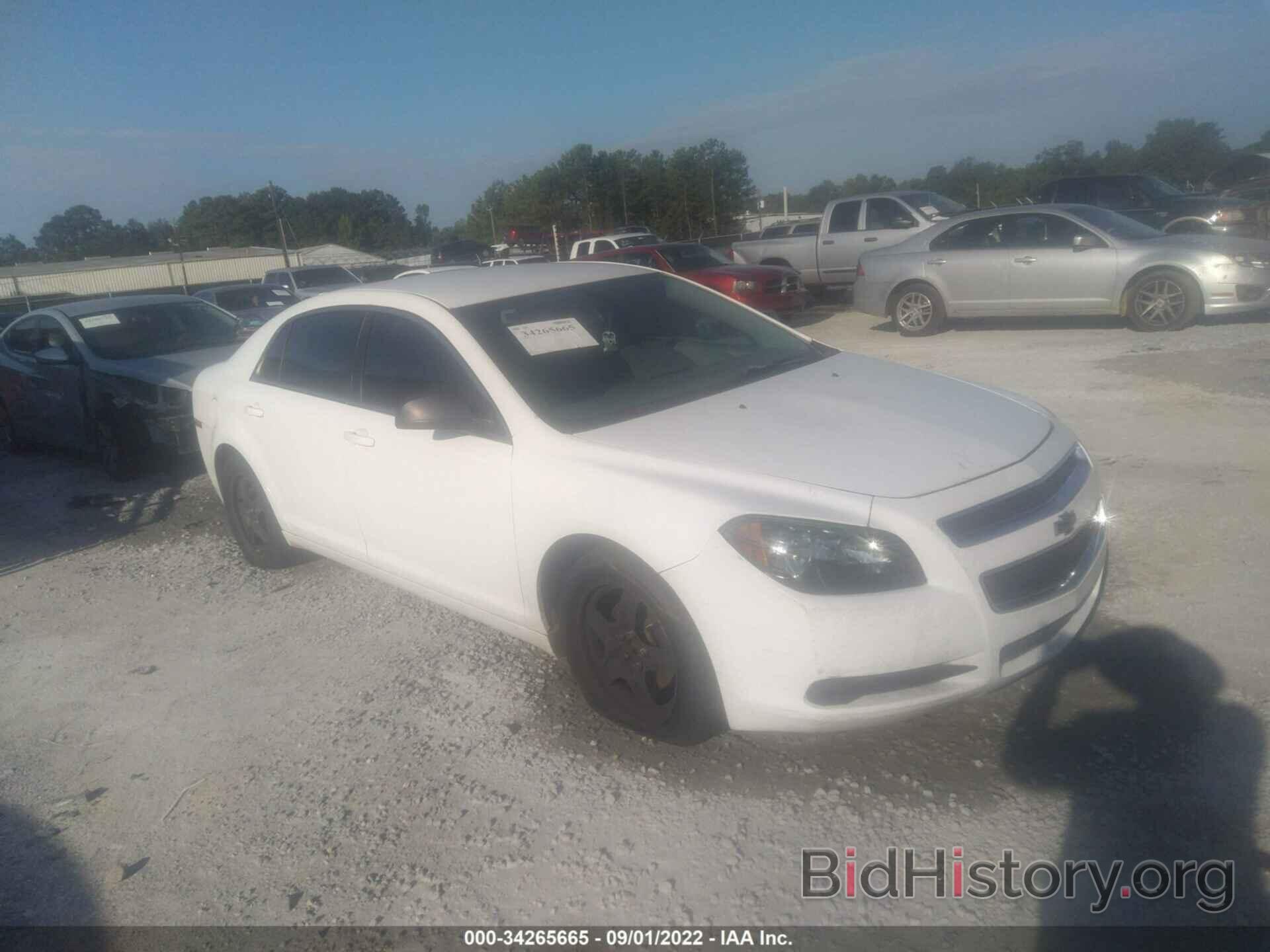 Photo 1G1ZB5E1XBF234915 - CHEVROLET MALIBU 2011