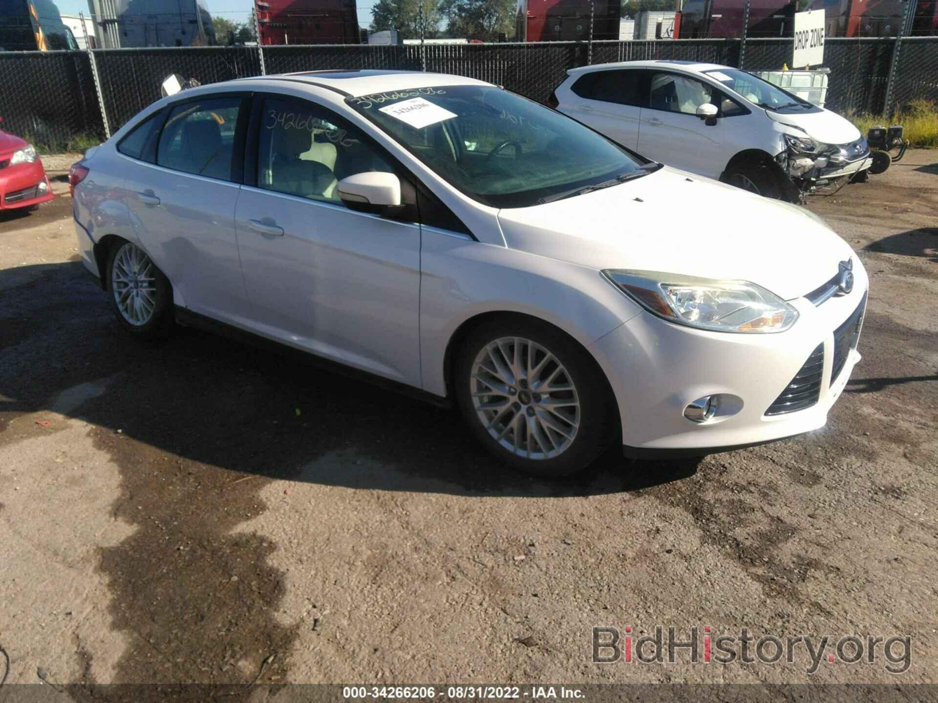 Photo 1FAHP3H28CL331942 - FORD FOCUS 2012