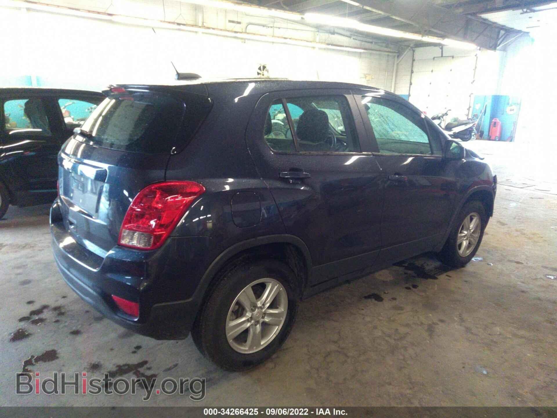 2019 CHEVROLET TRAX - VIN: 3GNCJNSB3KL197961 - Фото 4