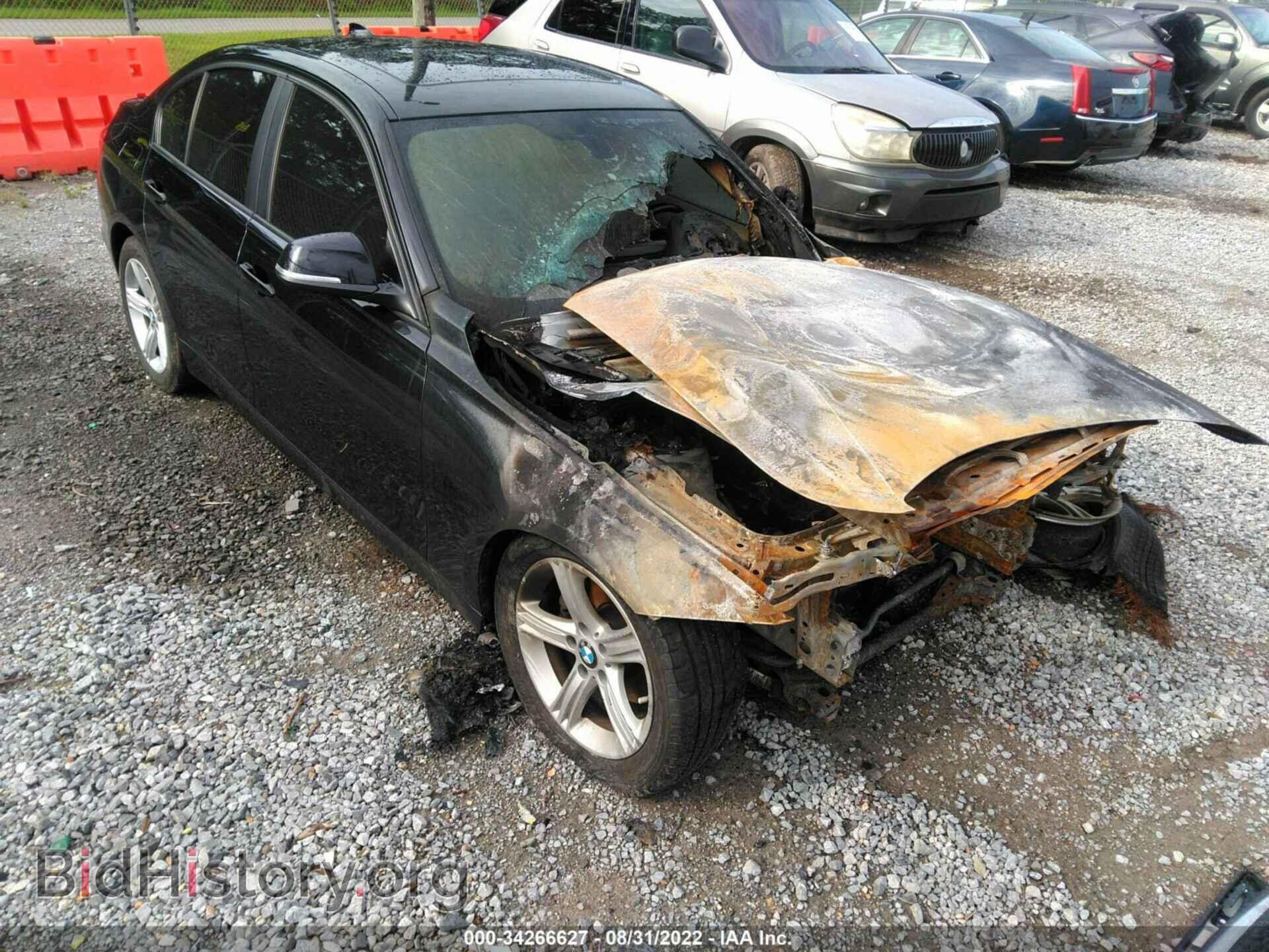 Photo WBA3A5C55CF349748 - BMW 3 SERIES 2012