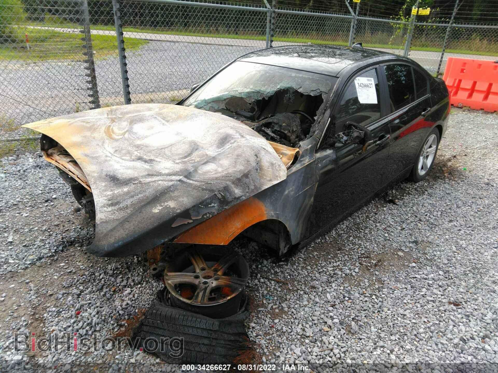 2012 BMW 3 SERIES - VIN: WBA3A5C55CF349748 - Фото 2