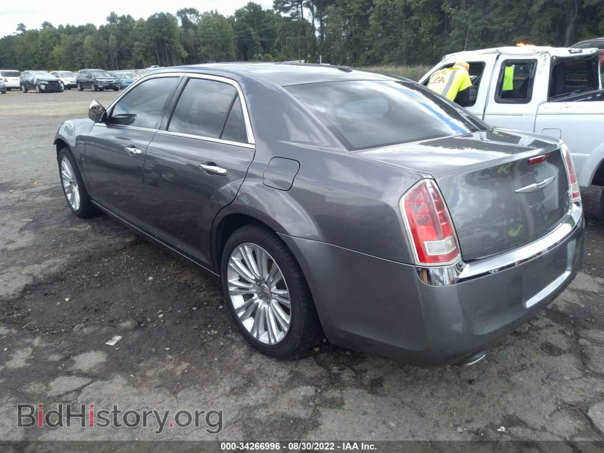 2012 CHRYSLER 300 - VIN: 2C3CCACGXCH152813 - Фото 3