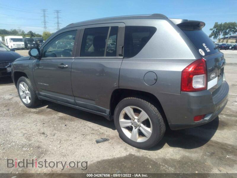 2011 Jeep COMPASS (VIN 1J4NT1FA8BD182443) — photo 3 of 11