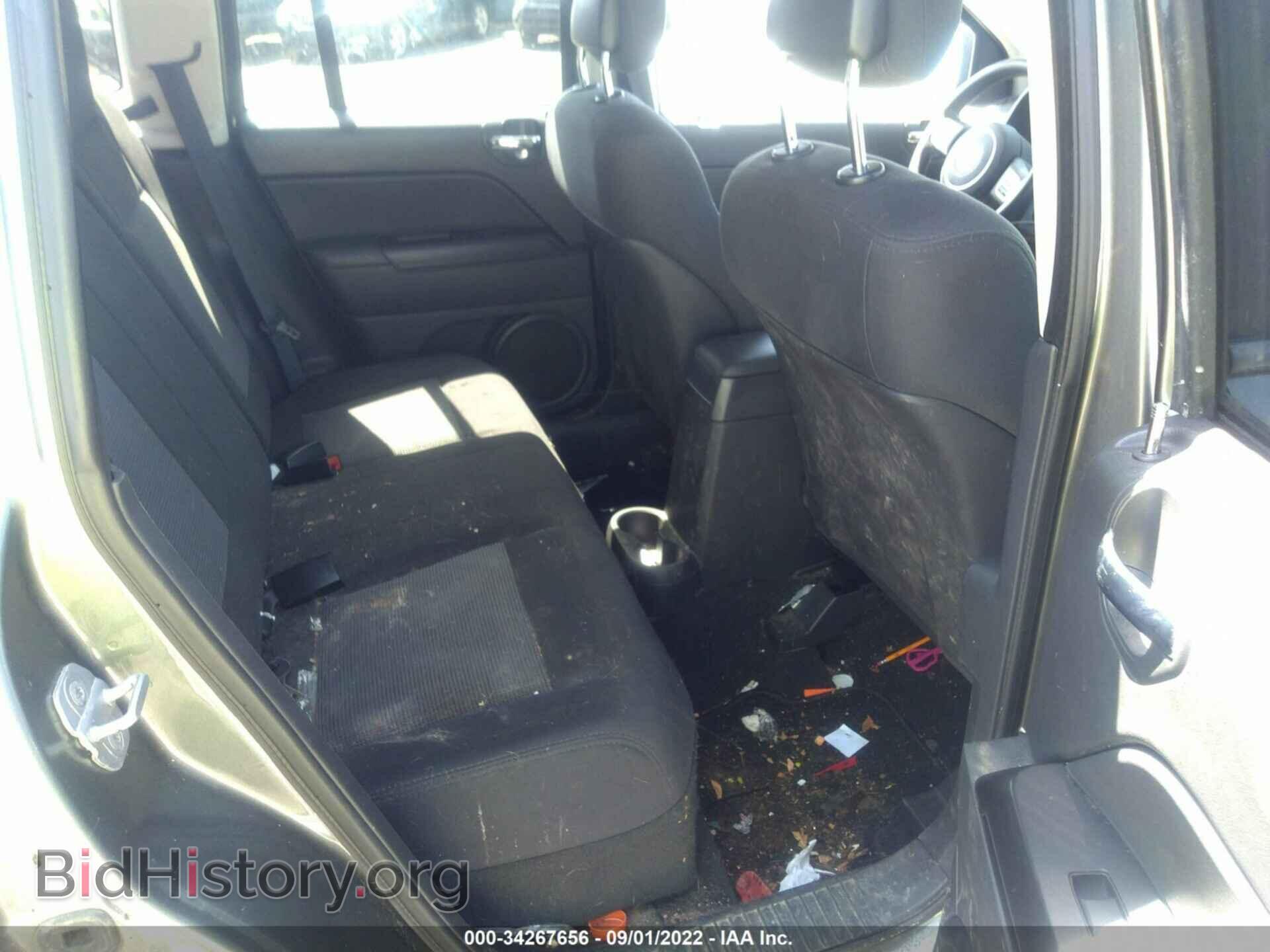 2011 JEEP COMPASS - VIN: 1J4NT1FA8BD182443 - Photo 8