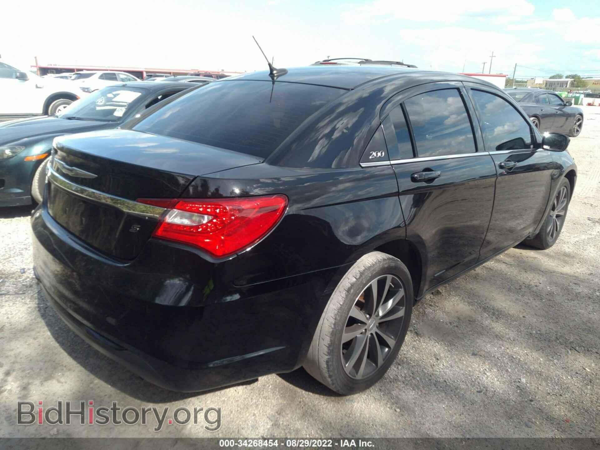 2013 CHRYSLER 200 - VIN: 1C3CCBBB0DN650300 - Photo 4