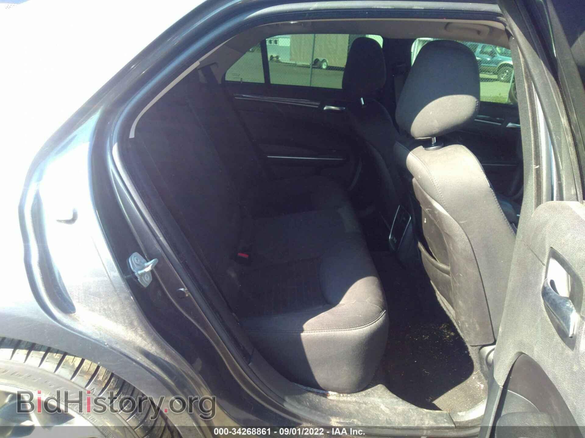 2018 CHRYSLER 300 - VIN: 2C3CCAAG7JH279177 - Фото 8