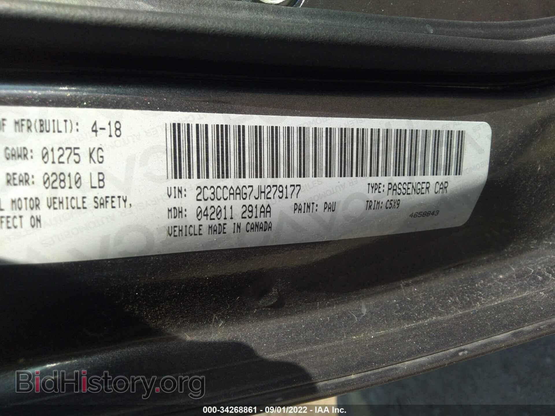 2018 CHRYSLER 300 - VIN: 2C3CCAAG7JH279177 - Фото 9