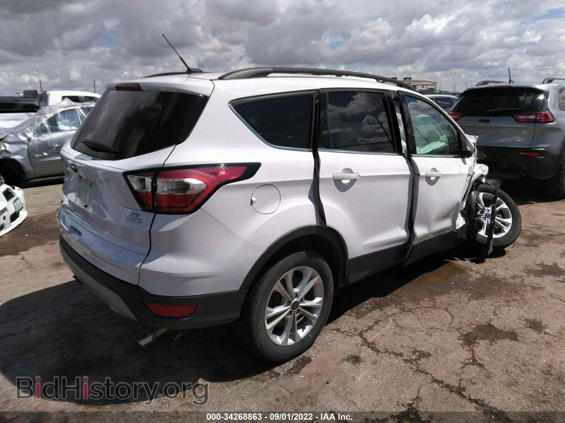 2017 FORD ESCAPE - VIN: 1FMCU0G99HUB76423 - Фото 4