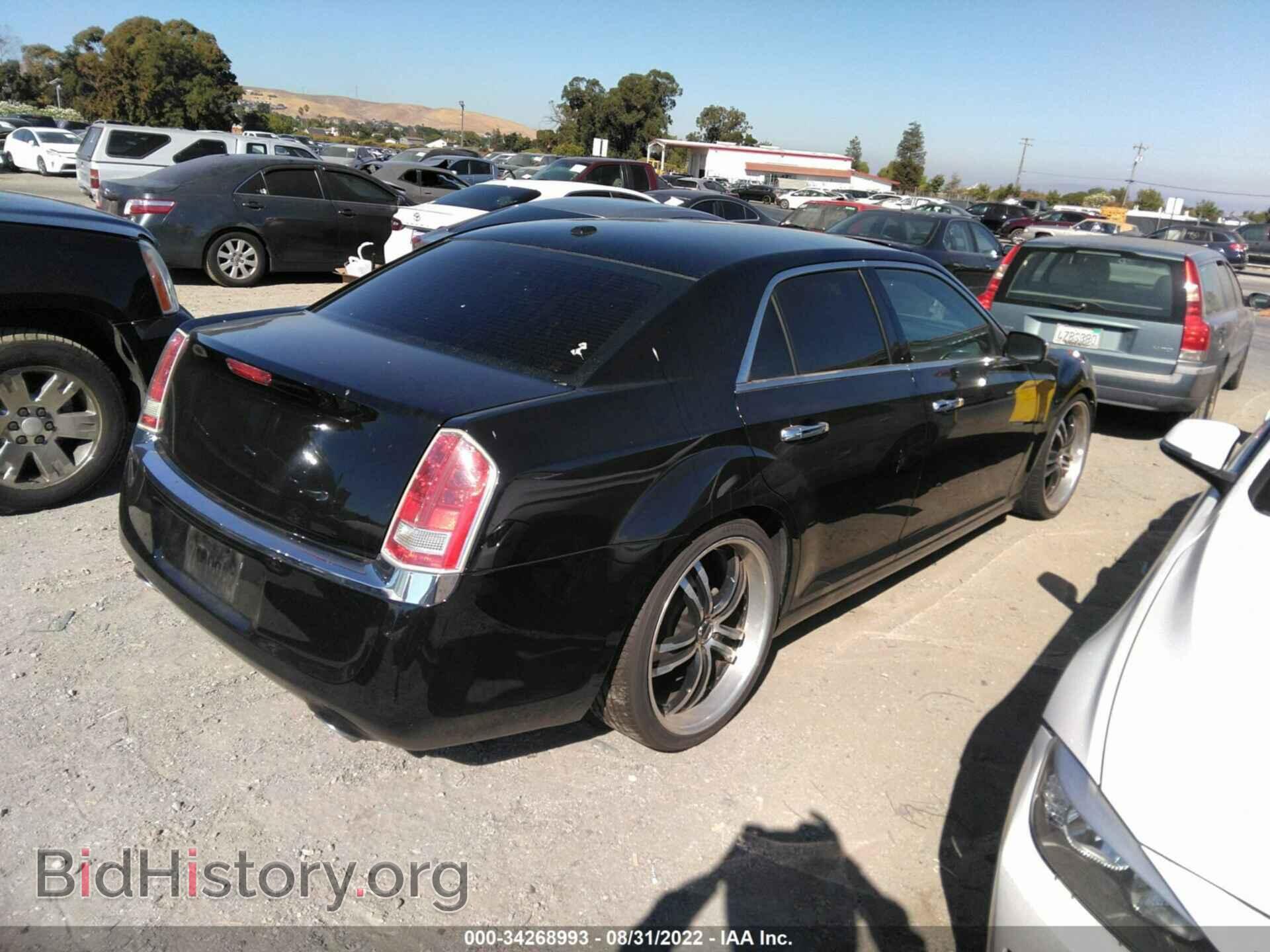 2012 CHRYSLER 300 - VIN: 2C3CCACGXCH310261 - Фото 4
