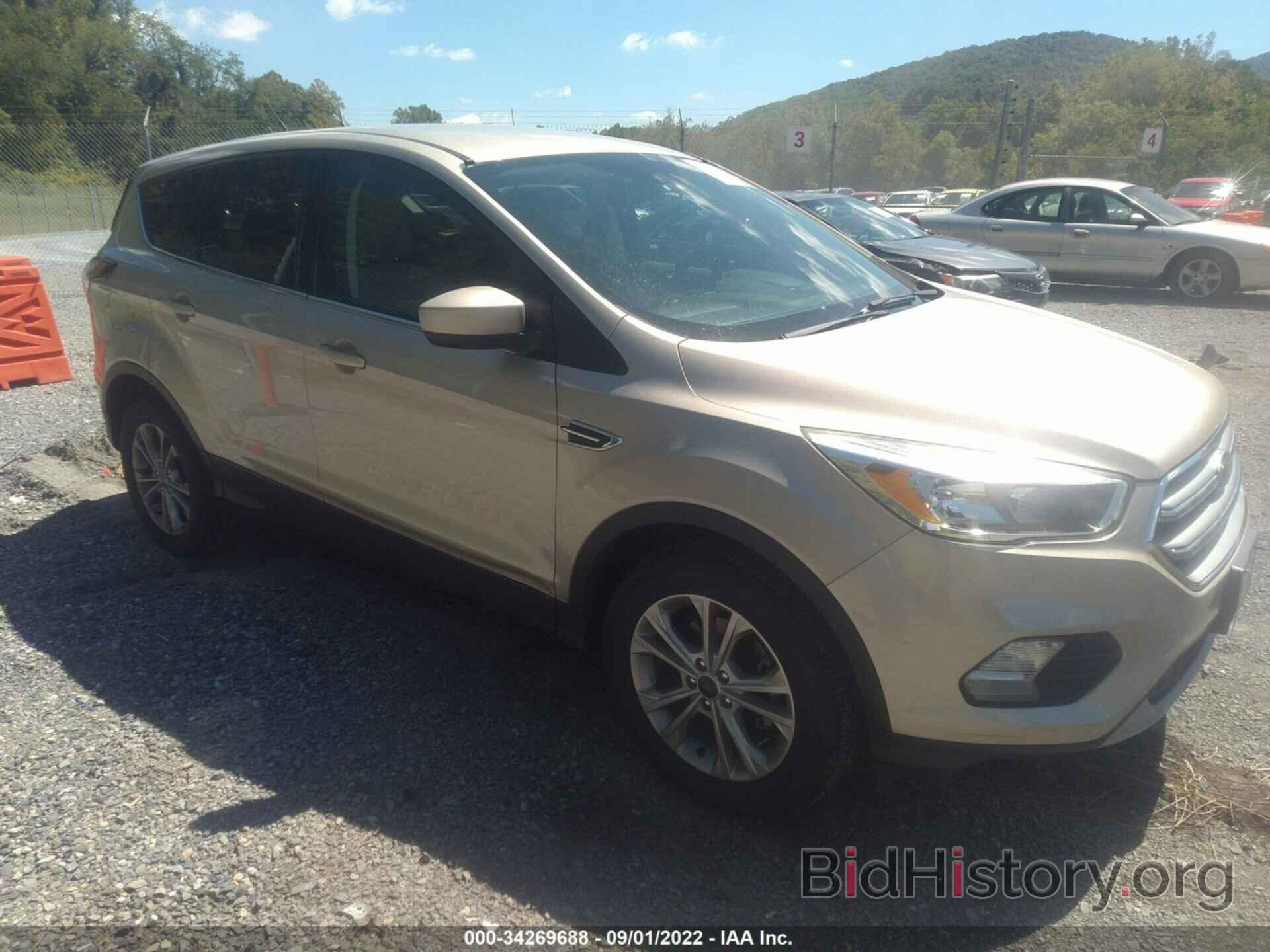 Photo 1FMCU0GD2HUE00751 - FORD ESCAPE 2017