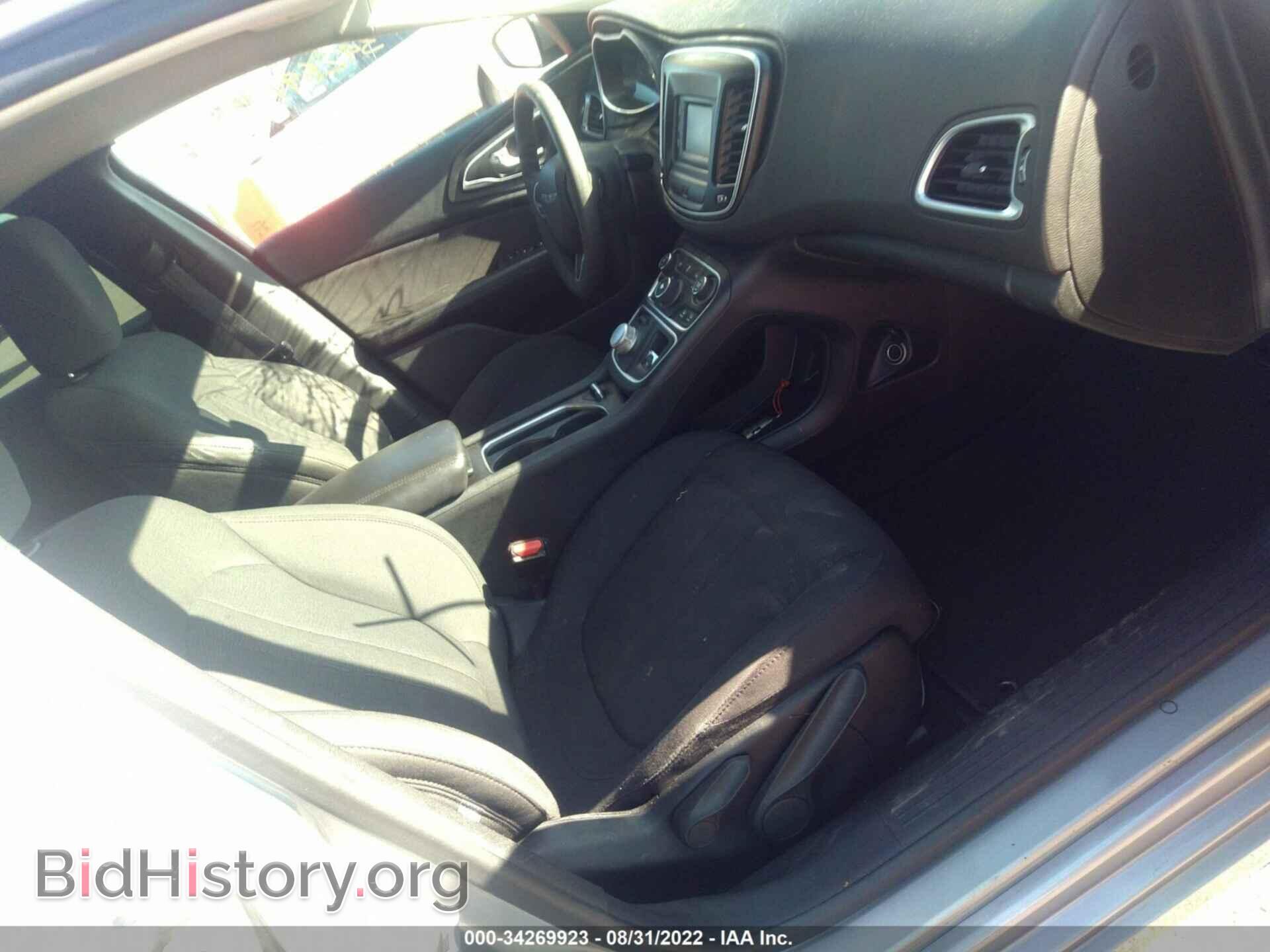 2016 CHRYSLER 200 - VIN: 1C3CCCAB0GN112059 - Photo 5