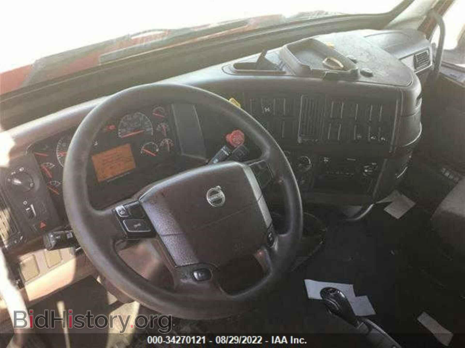 2016 VOLVO VN - VIN: 4V4NC9EH7GN948123 - Фото 5