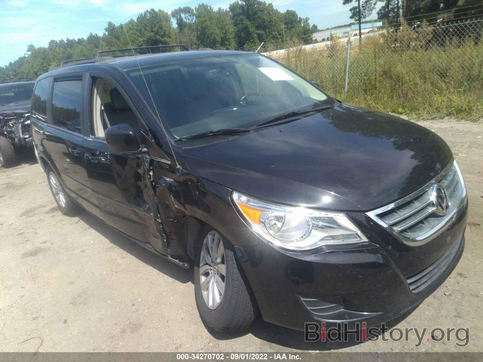 Photo 2C4RVABG3CR294061 - VOLKSWAGEN ROUTAN 2012