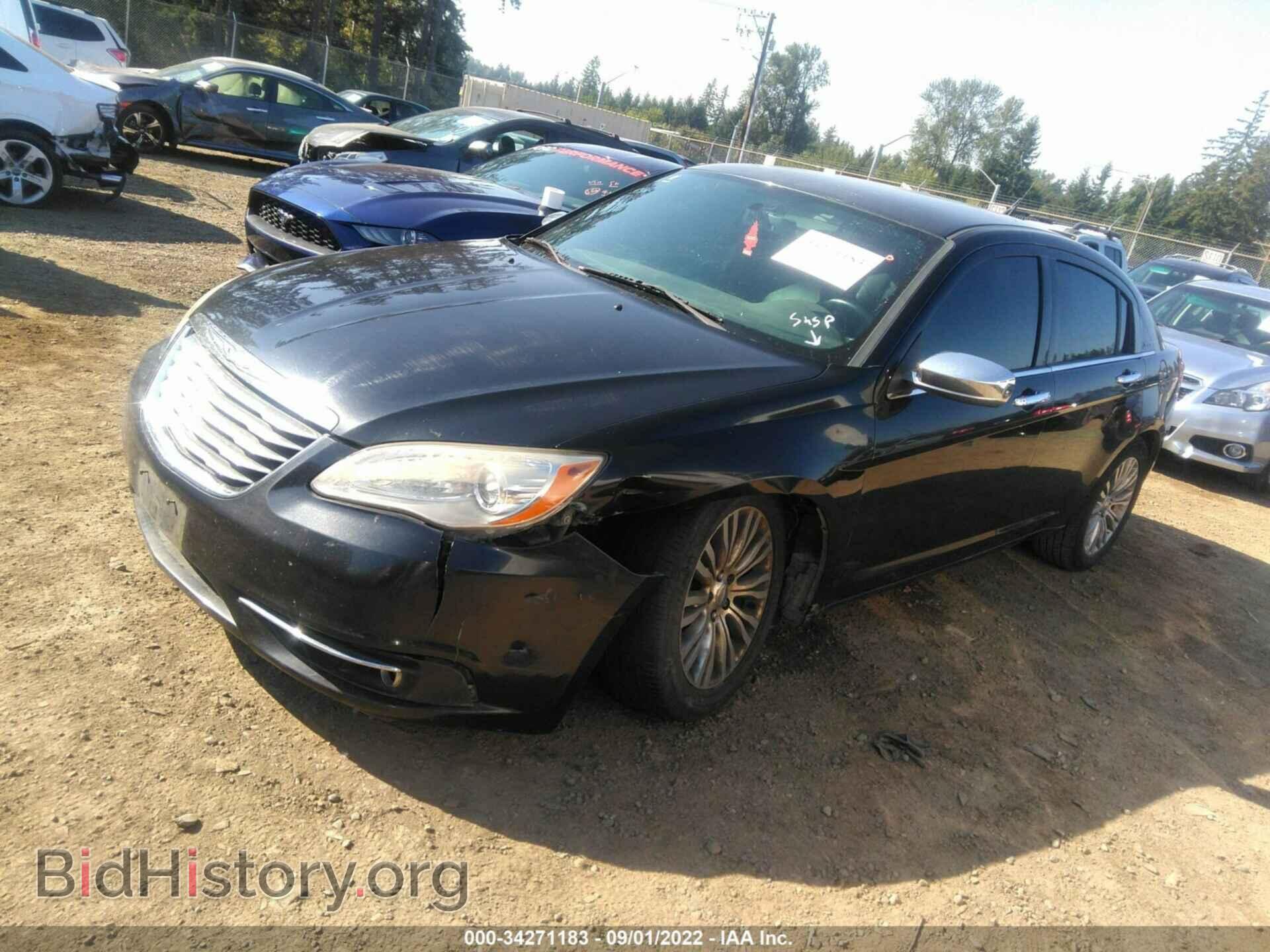 2011 CHRYSLER 200 - VIN: 1C3BC2FG6BN516678 - Фото 2