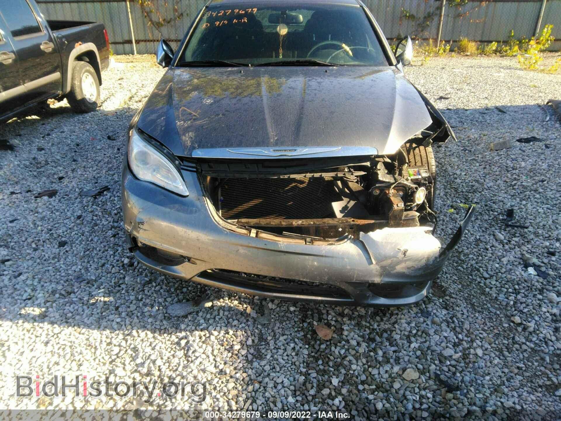 2012 CHRYSLER 200 - VIN: 1C3CCBCB2CN191090 - Фото 6