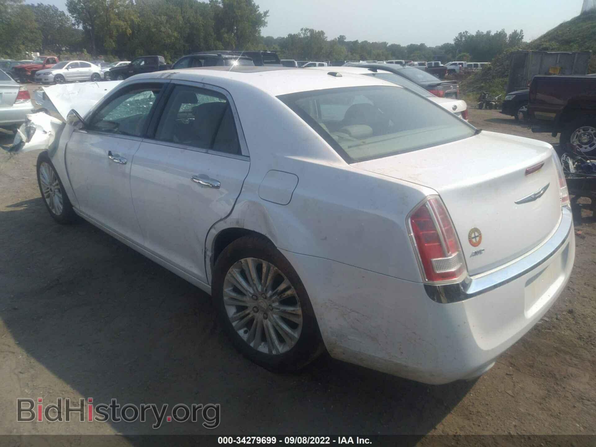 2013 CHRYSLER 300 - VIN: 2C3CCAKG2DH505726 - Фото 3