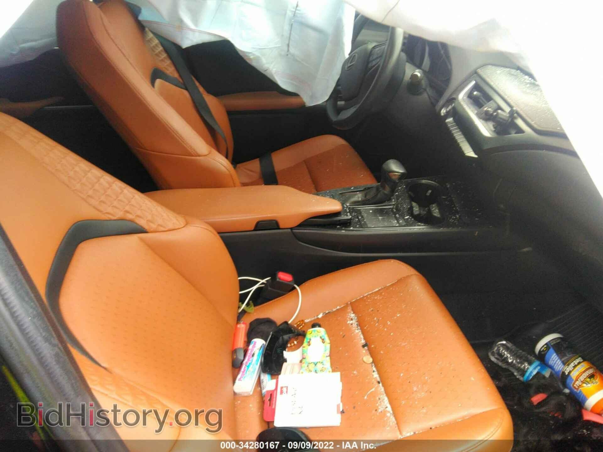 2019 LEXUS UX - VIN: JTHY3JBH2K2015866 - Photo 5