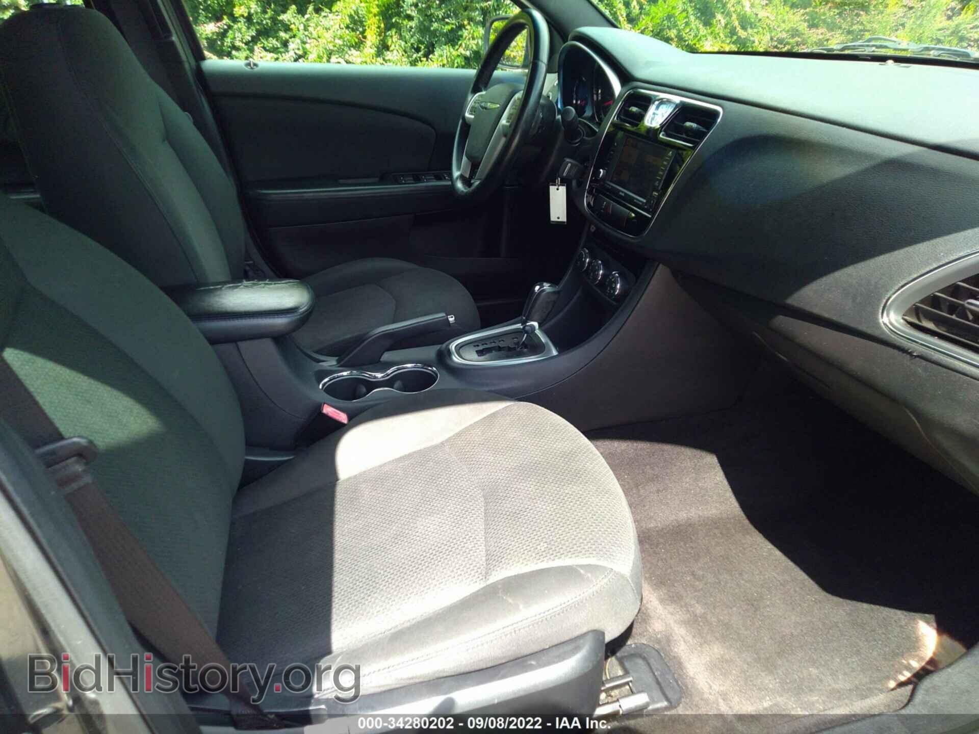 2011 CHRYSLER 200 - VIN: 1C3BC1FG1BN613233 - Фото 5