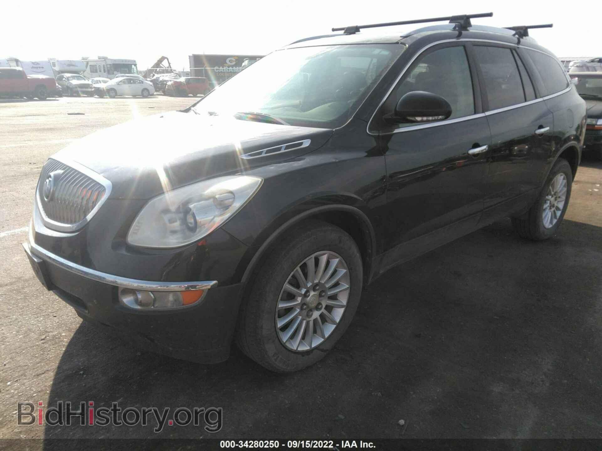 2012 BUICK ENCLAVE - VIN: 5GAKVCEDXCJ228885 - Фото 2