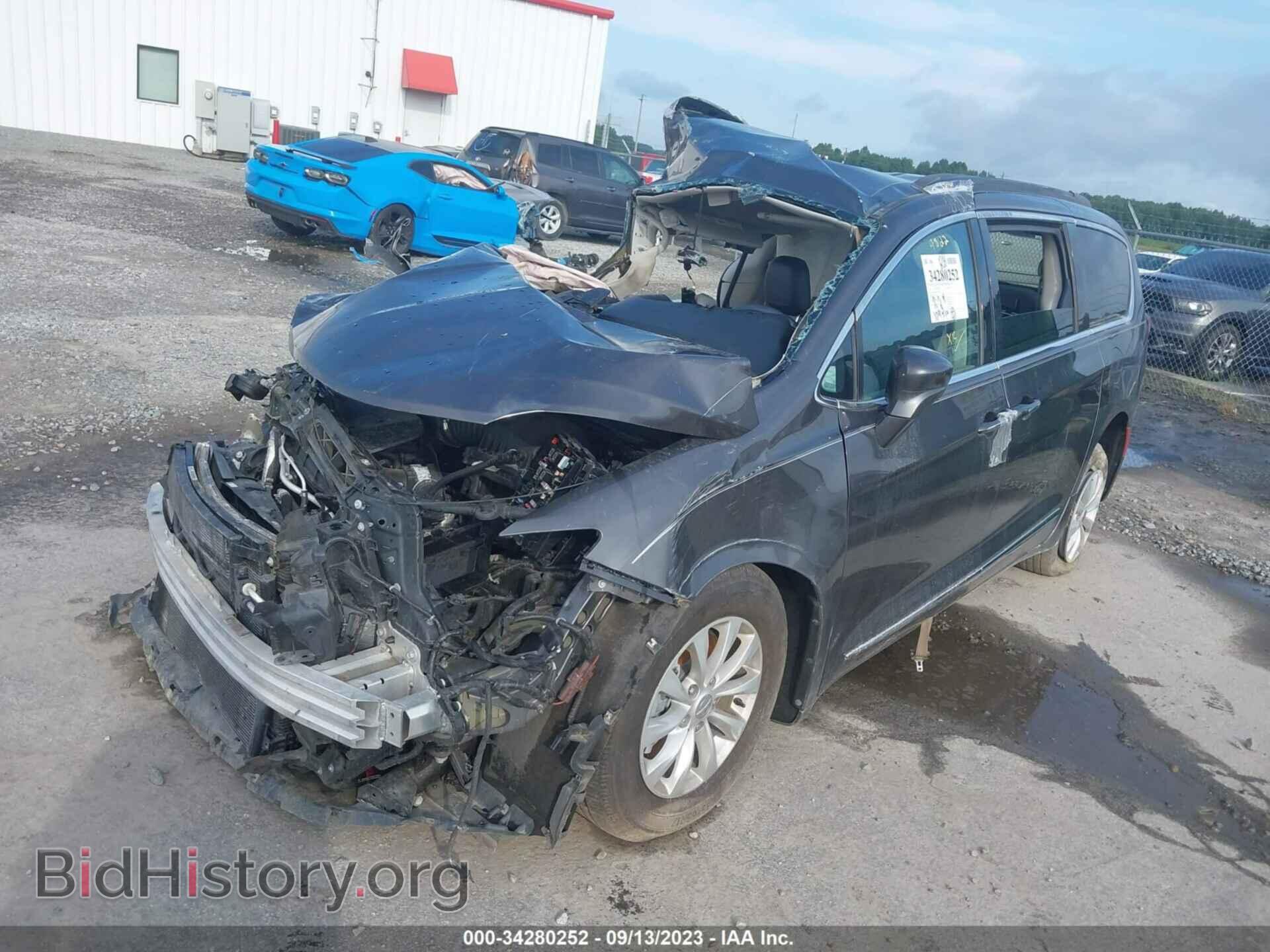 2017 CHRYSLER PACIFICA - VIN: 2C4RC1BG4HR705495 - Photo 2