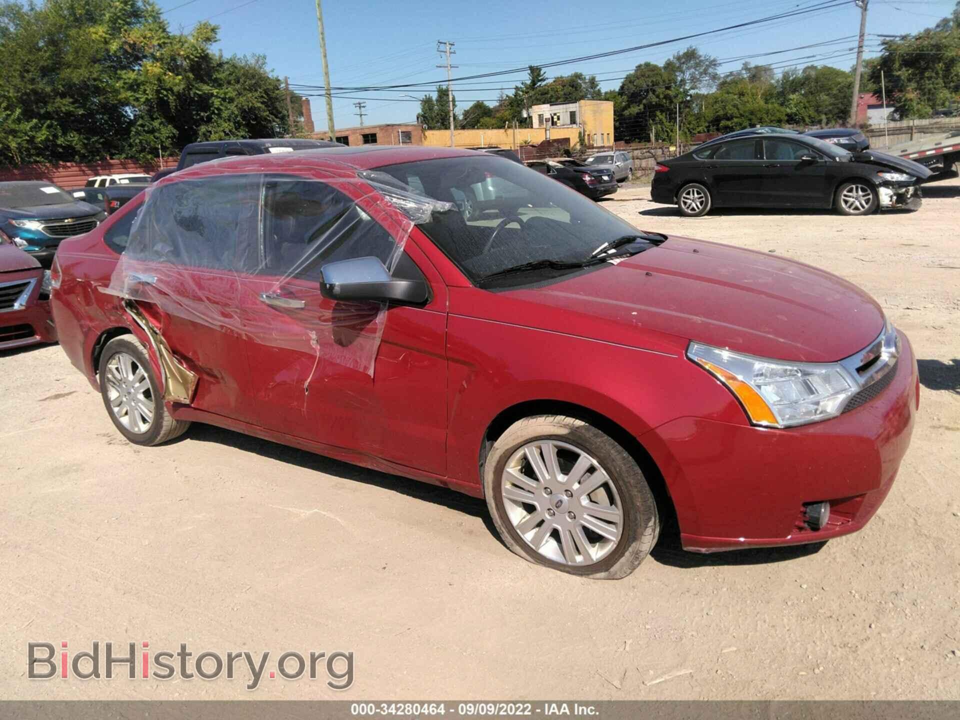 Photo 1FAHP3HN3BW126326 - FORD FOCUS 2011