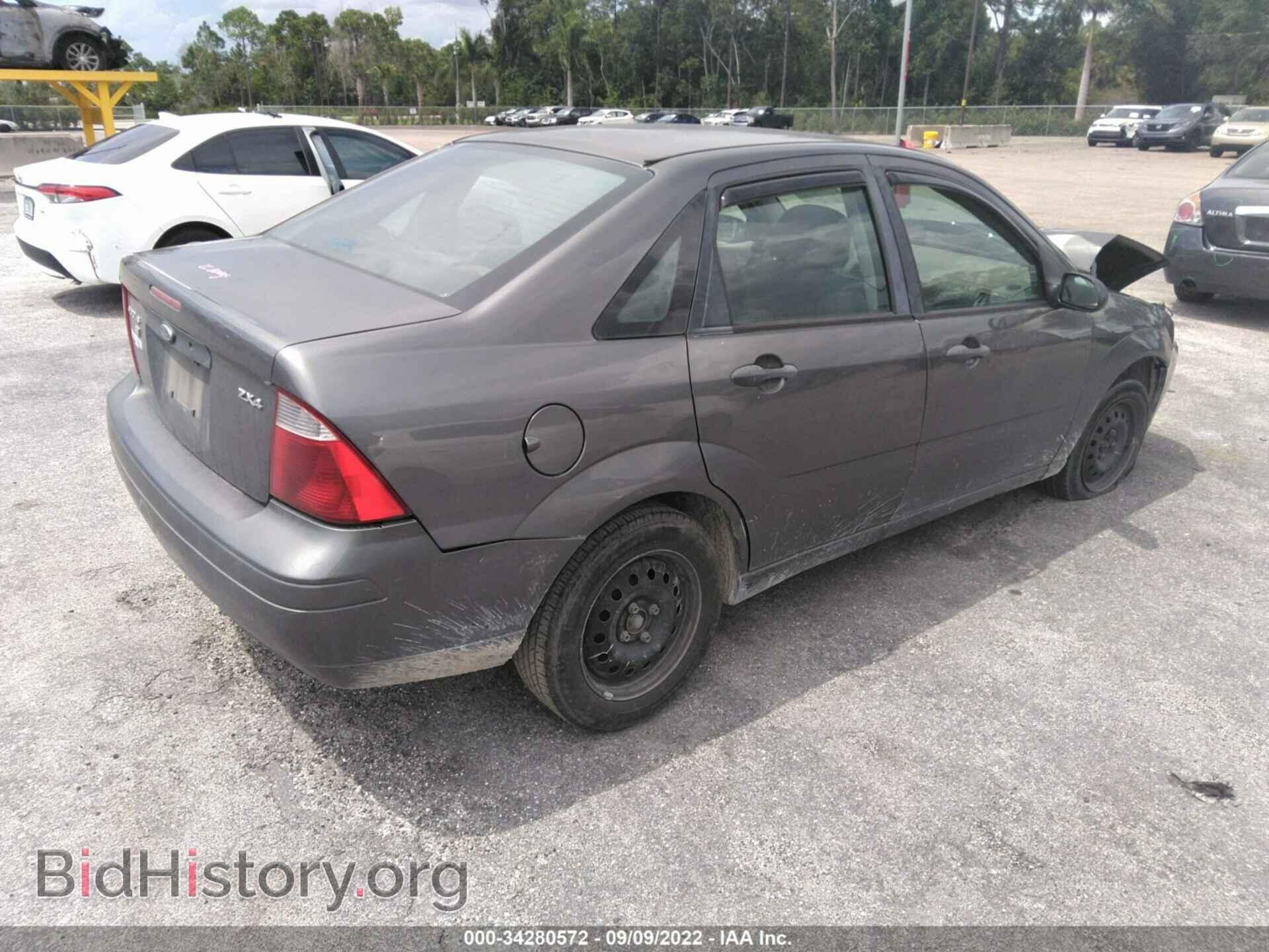 2006 FORD FOCUS - VIN: 1FAFP34N96W245355 - Фото 4