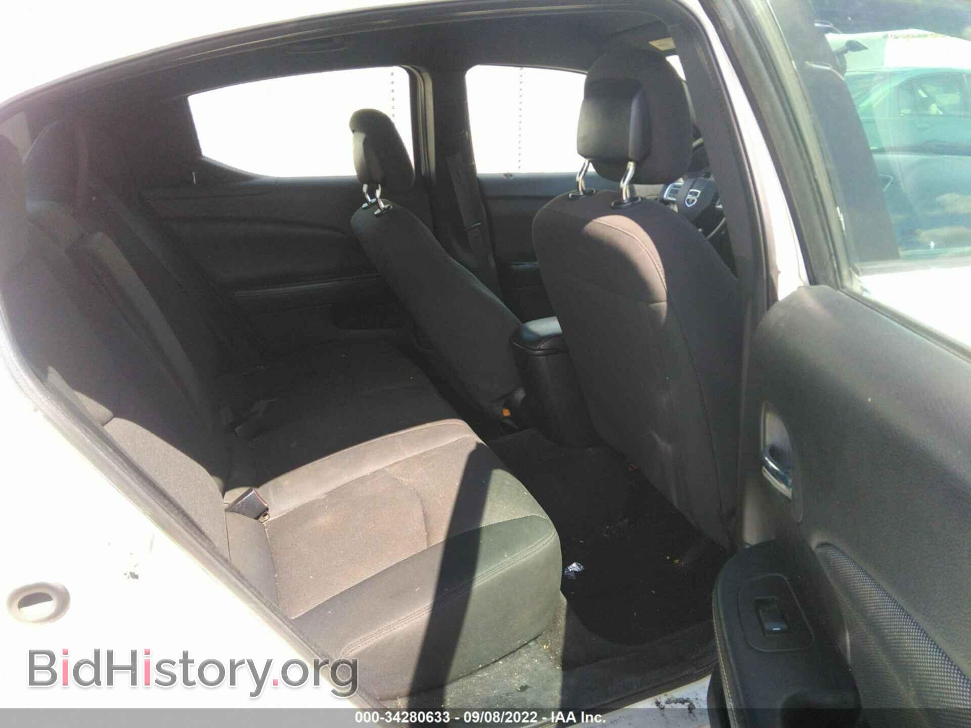 2011 DODGE AVENGER - VIN: 1B3BD1FB1BN561066 - Photo 8