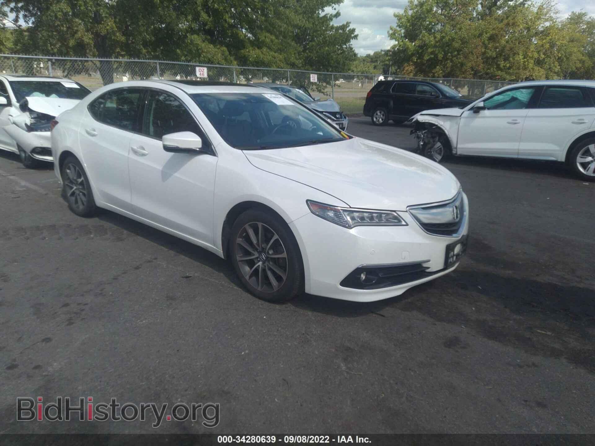 Фотография 19UUB3F79FA000102 - ACURA TLX 2015