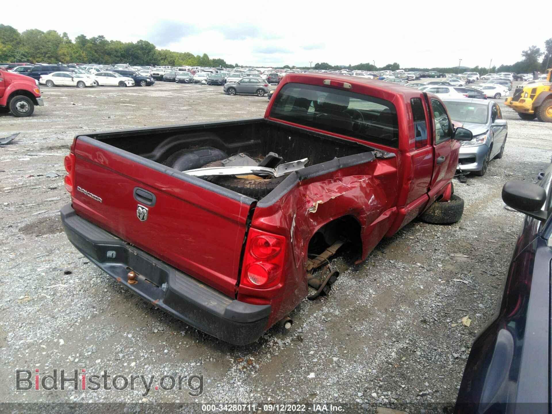 2008 DODGE DAKOTA - VIN: 1D7HE32K18S514823 - Фото 4