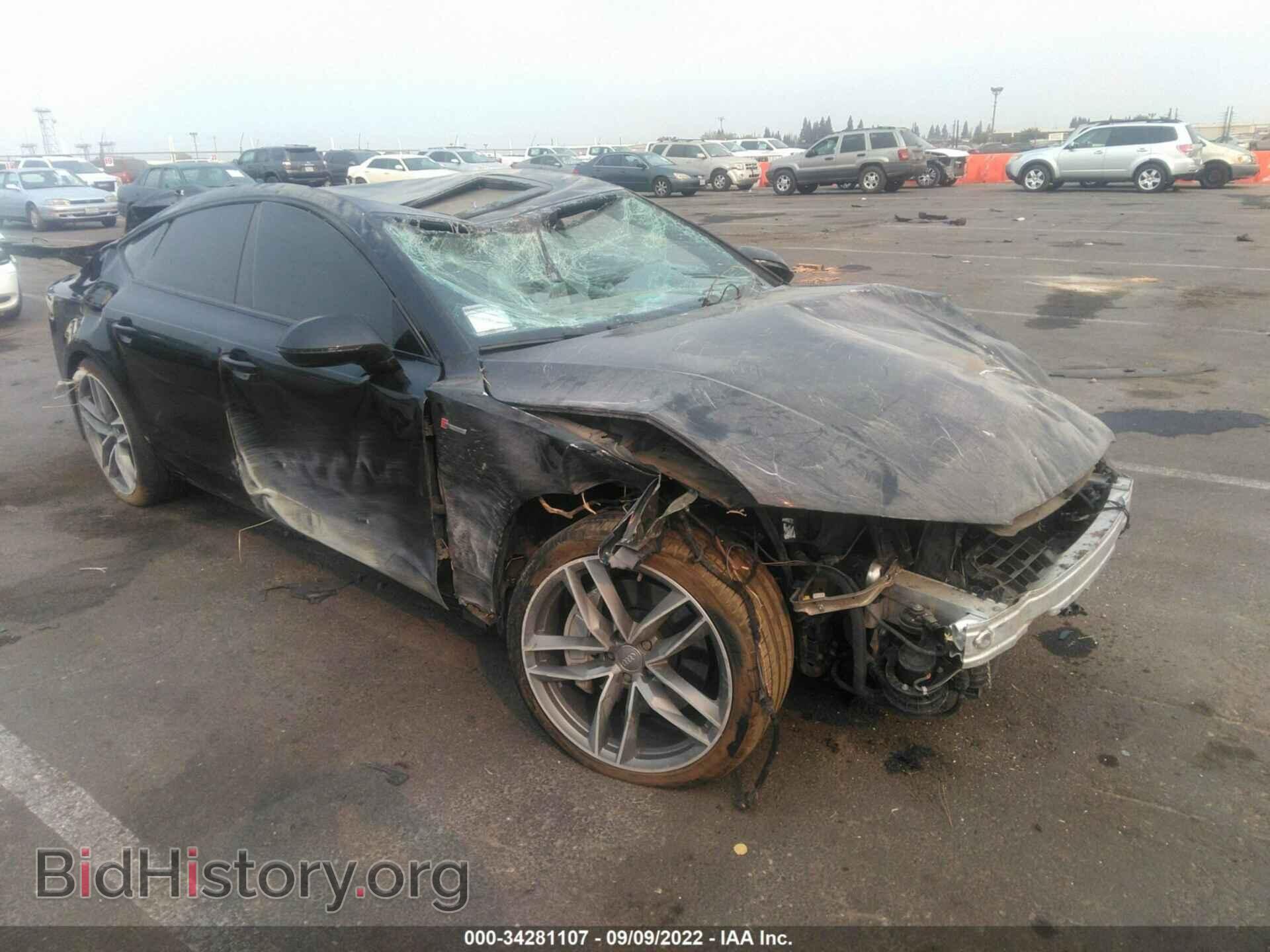 Photo WAUWGAFC9GN049687 - AUDI A7 2016