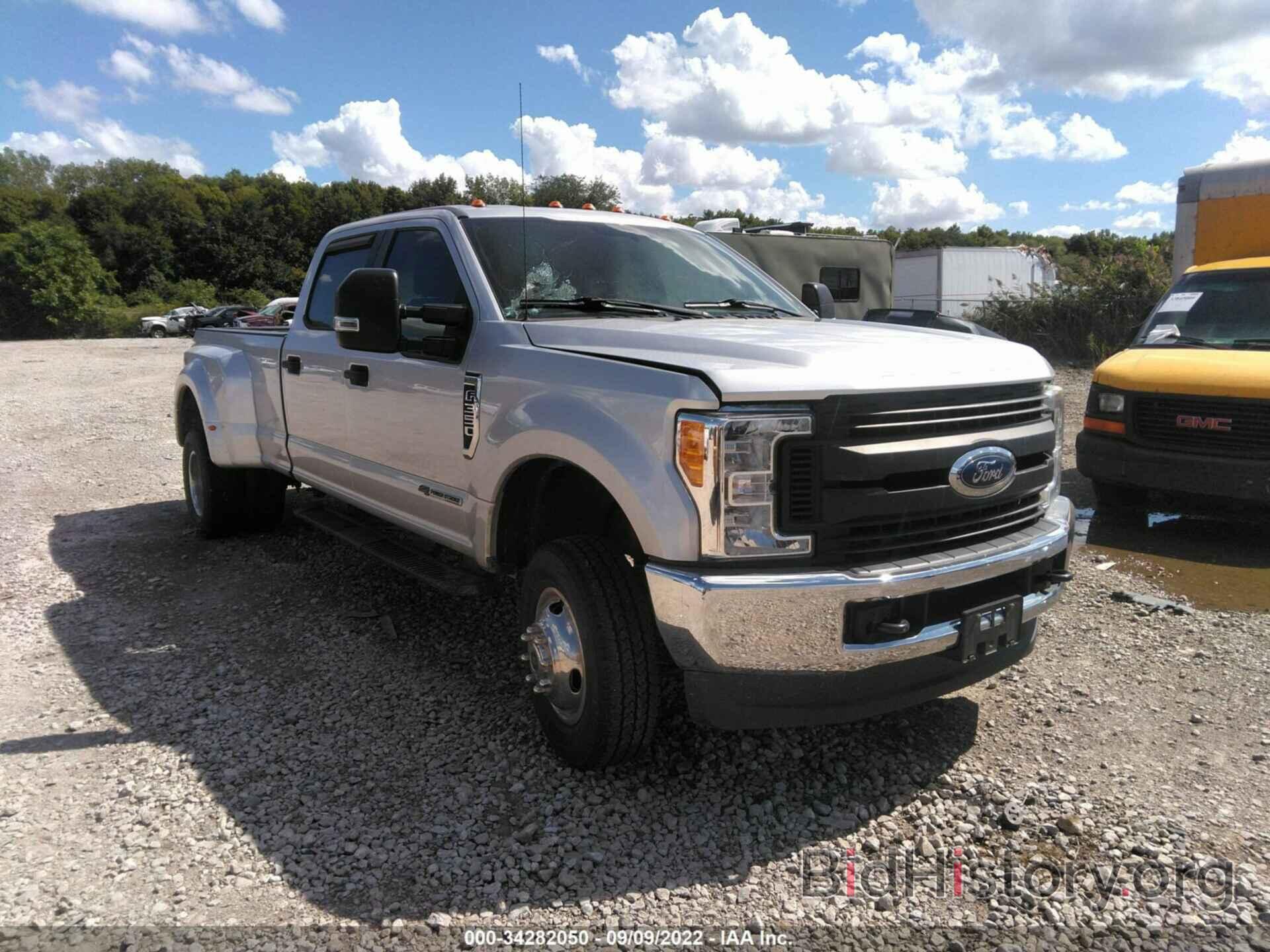 Photo 1FT8W3DT2HEE62095 - FORD SUPER DUTY F-350 DRW 2017