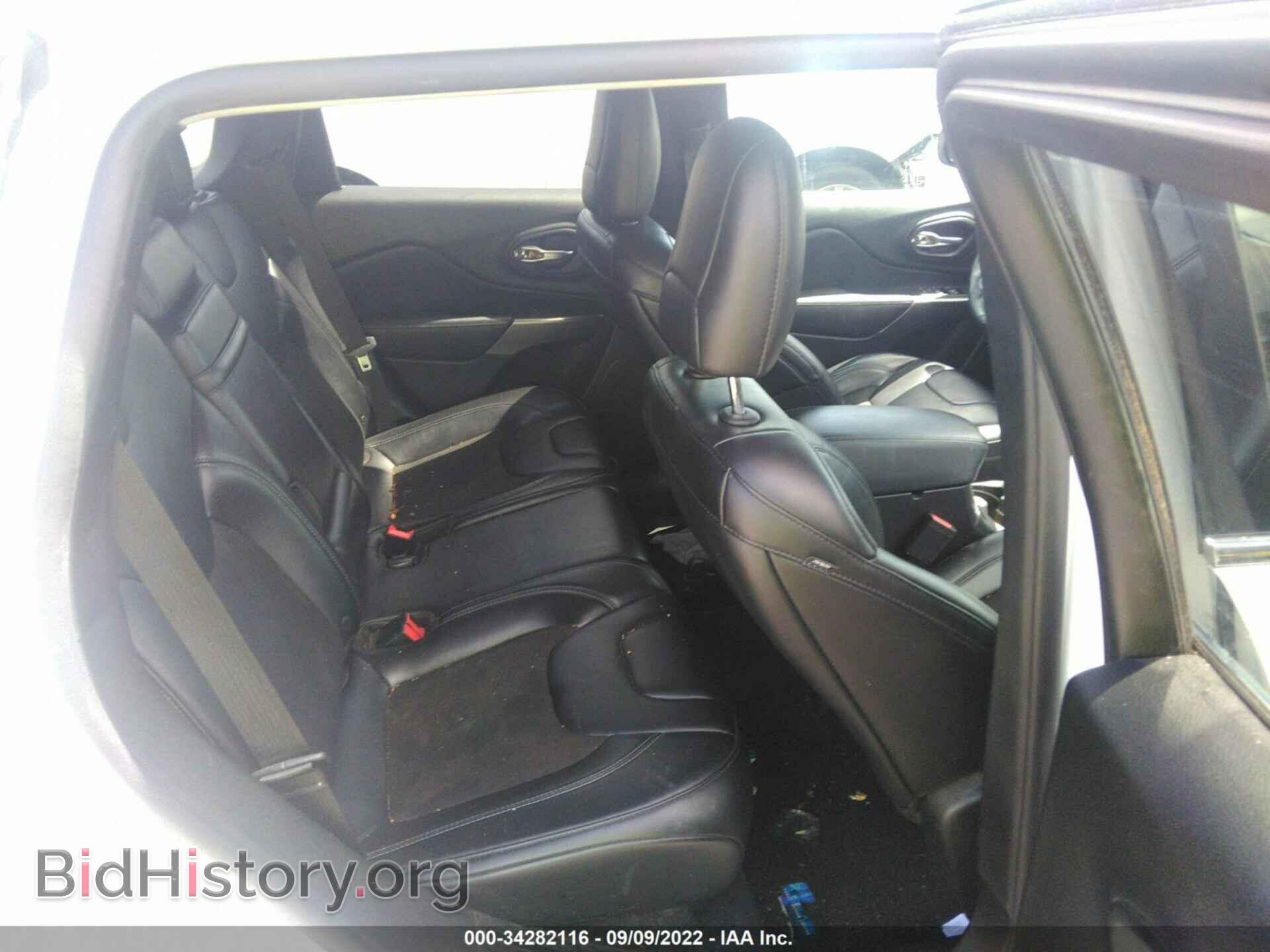 2019 JEEP CHEROKEE - VIN: 1C4PJLLB2KD201842 - Фото 8