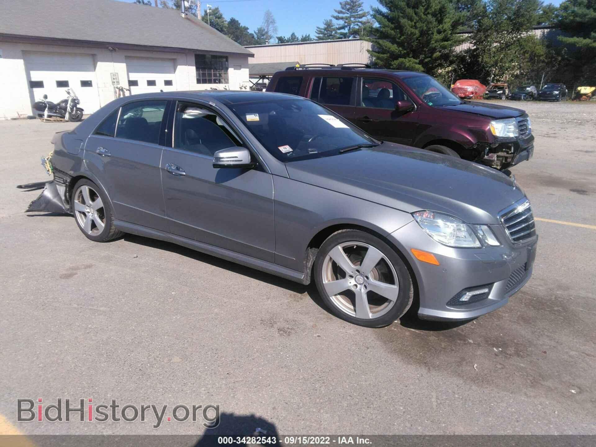 Фотография WDDHF8HB9BA332950 - MERCEDES-BENZ E-CLASS 2011