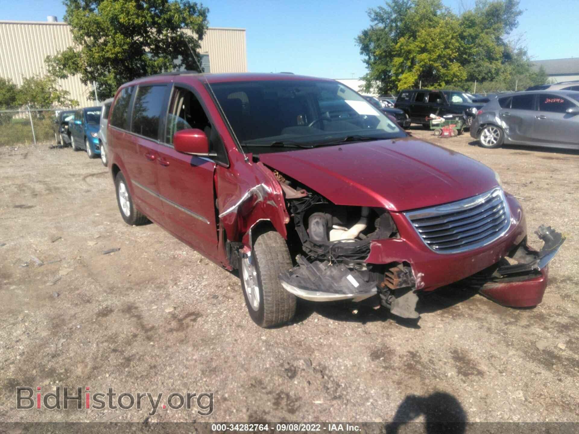 Photo 2A4RR5DG1BR716409 - CHRYSLER TOWN & COUNTRY 2011