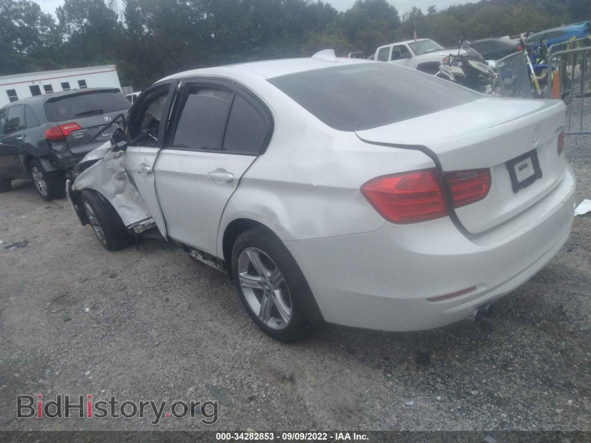 2013 BMW 3 SERIES - VIN: WBA3A5C52DF353175 - Фото 3