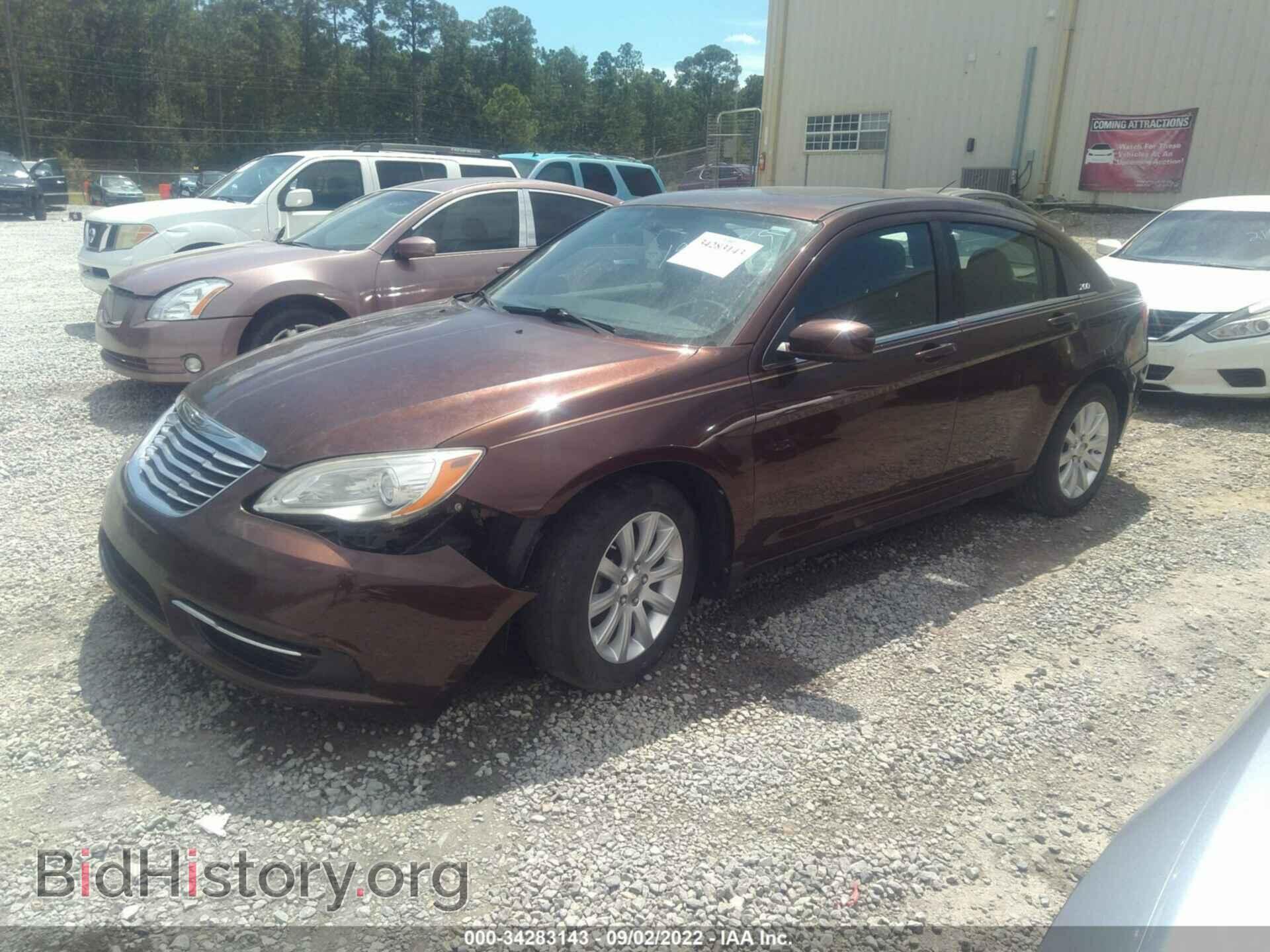 2012 CHRYSLER 200 - VIN: 1C3CCBBB3CN197689 - Фото 2
