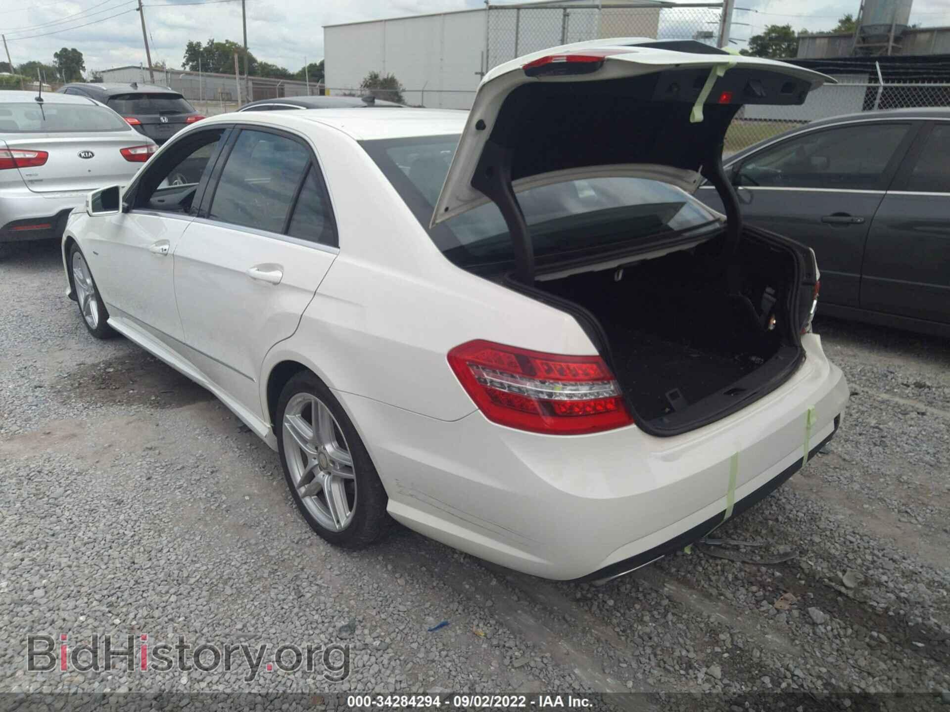 2012 MERCEDES-BENZ E-CLASS - VIN: WDDHF5KB4CA579110 - Фото 3
