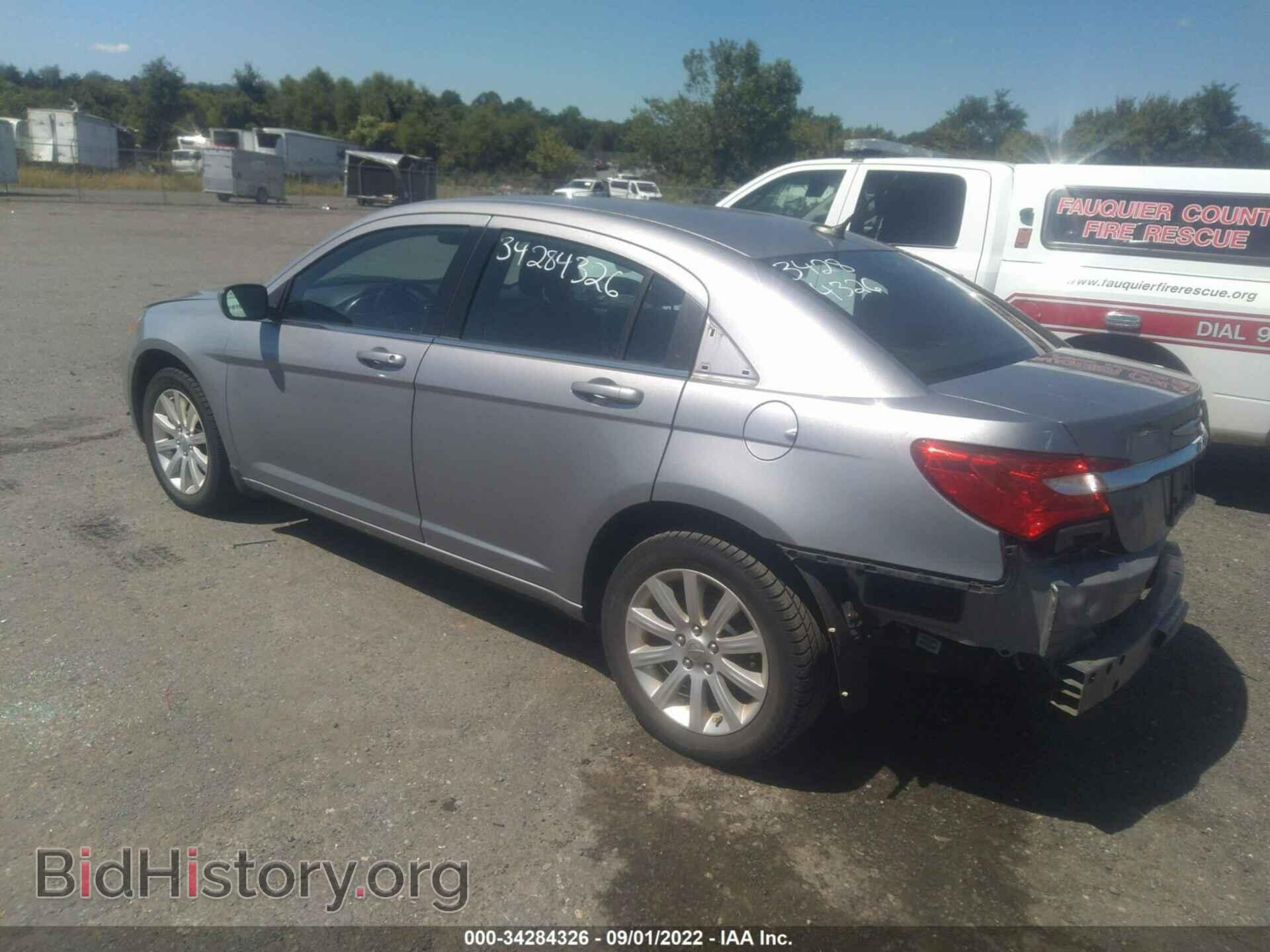 2013 CHRYSLER 200 - VIN: 1C3CCBBB1DN574201 - Photo 3