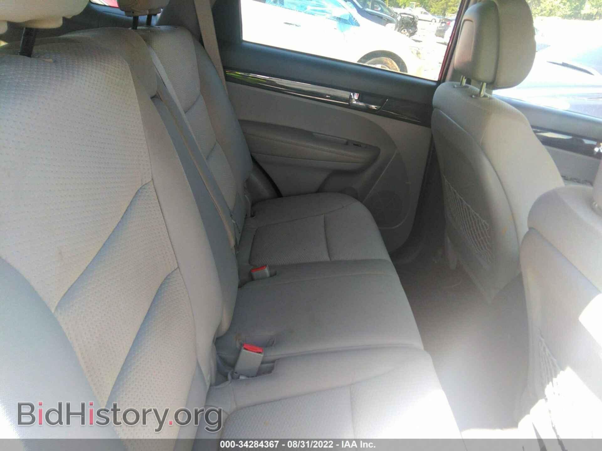 2012 KIA SORENTO - VIN: 5XYKTDA23CG289204 - Фото 8