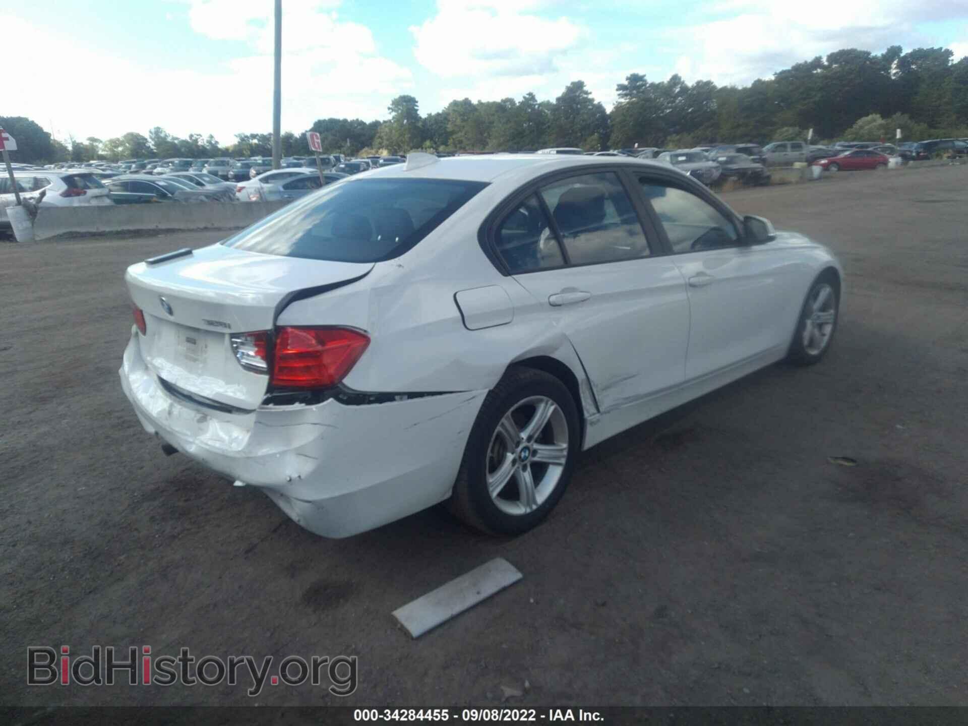 2015 BMW 3 SERIES - VIN: WBA3A5C52FF610595 - Фото 4