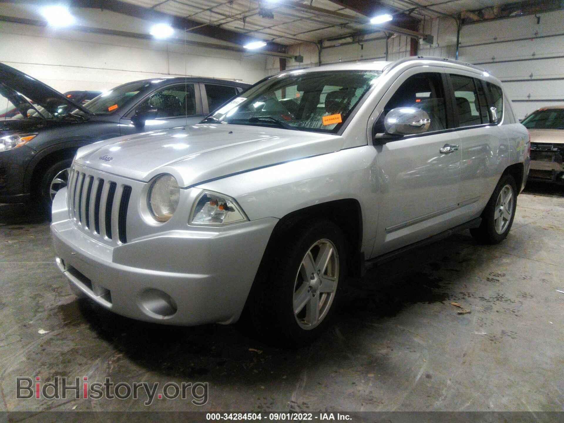 2010 JEEP COMPASS - VIN: 1J4NF4FB2AD510911 - Фото 2