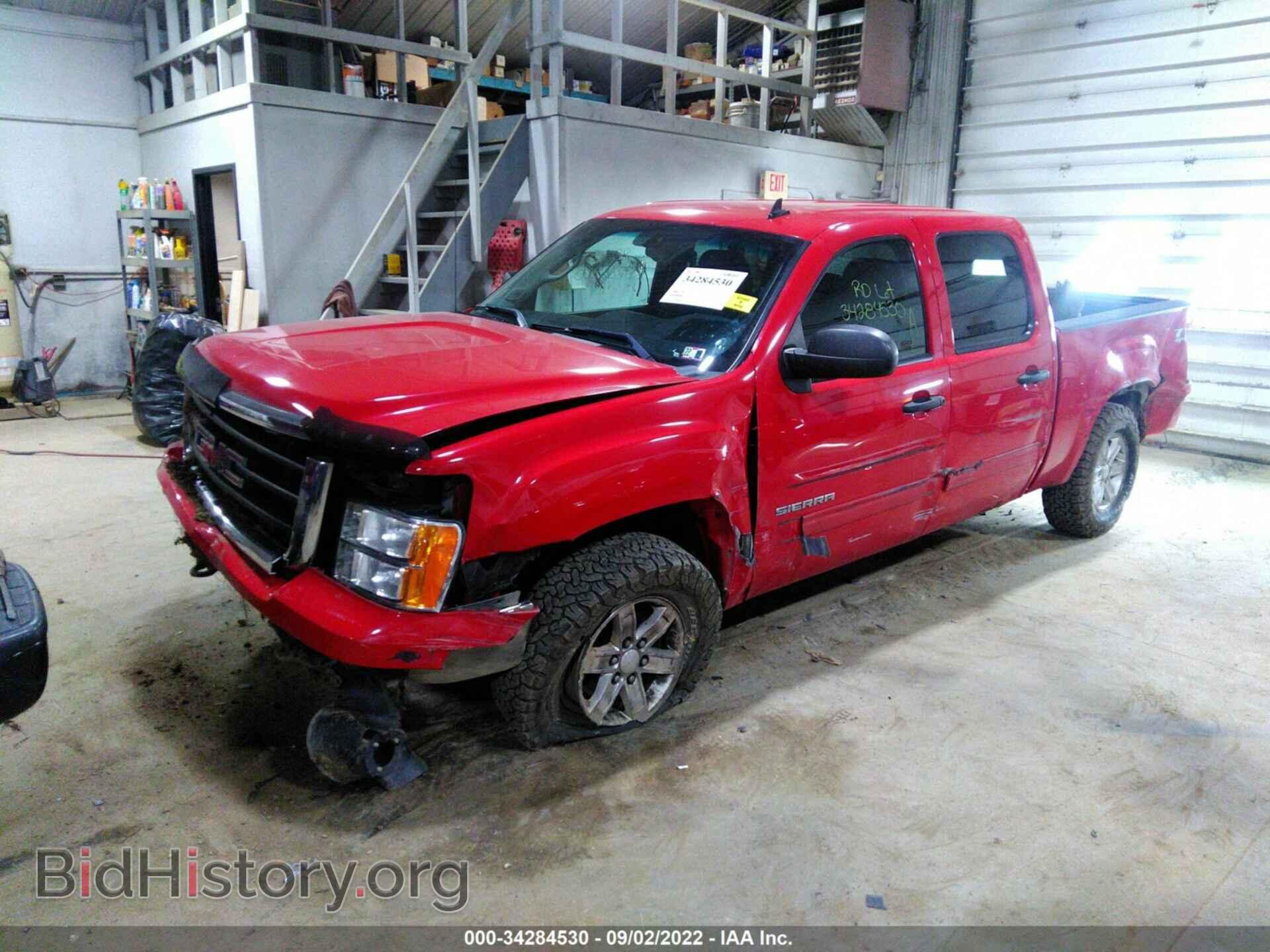 2011 GMC SIERRA 1500 - VIN: 3GTP2VE32BG296520 - Фото 2