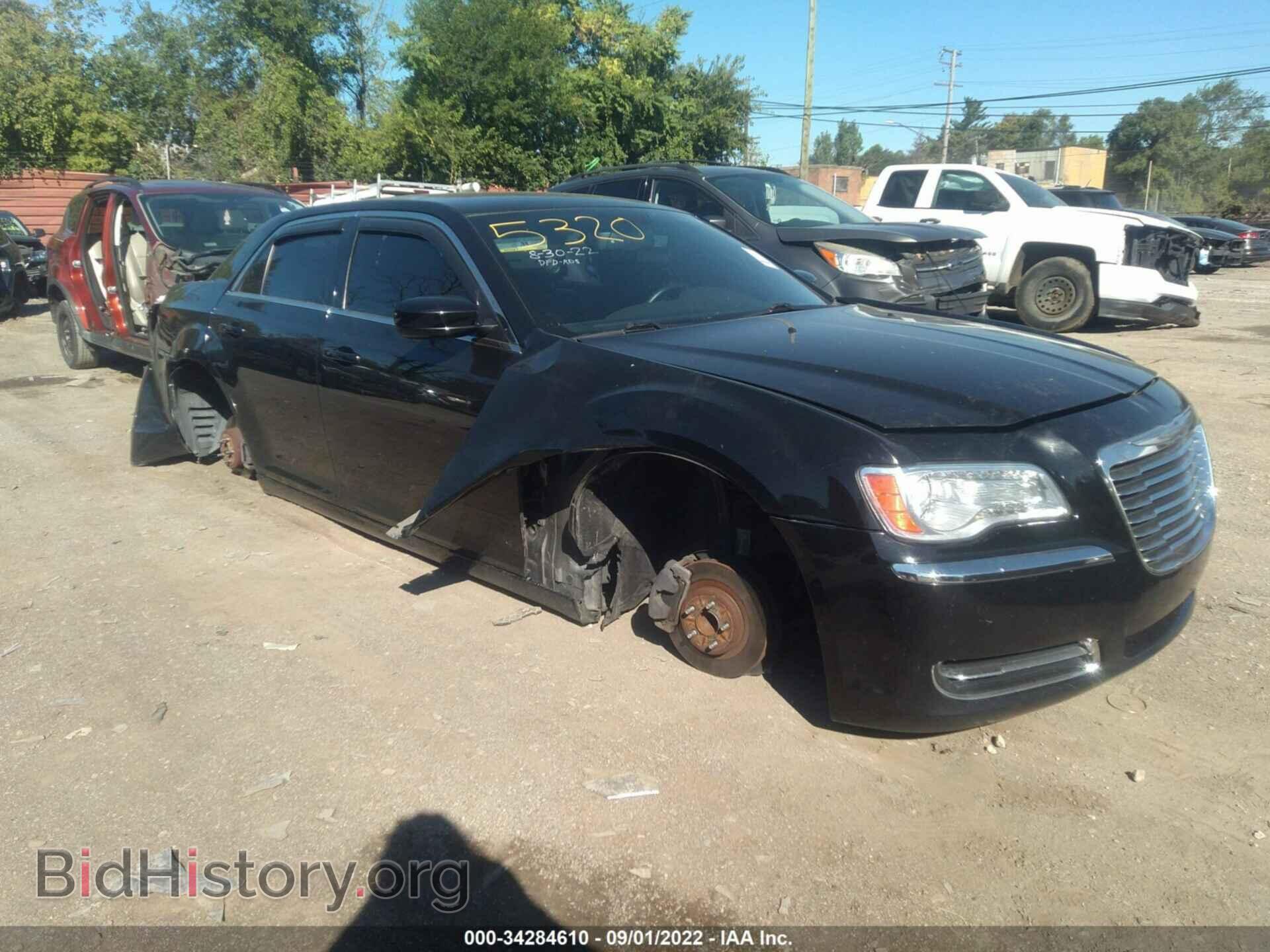 Фотография 2C3CCAAG3EH365320 - CHRYSLER 300 2014