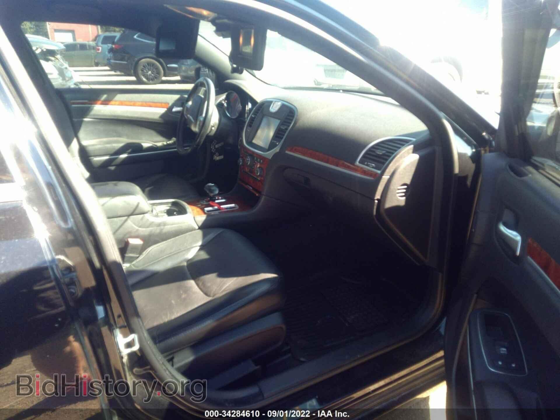 2014 CHRYSLER 300 - VIN: 2C3CCAAG3EH365320 - Фото 5