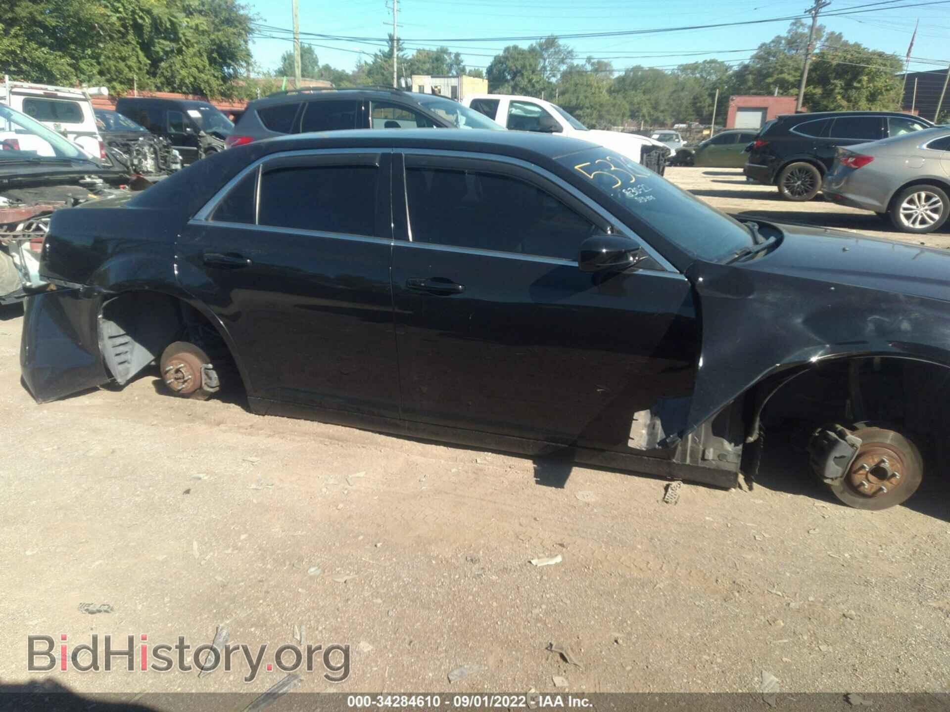 2014 CHRYSLER 300 - VIN: 2C3CCAAG3EH365320 - Фото 6