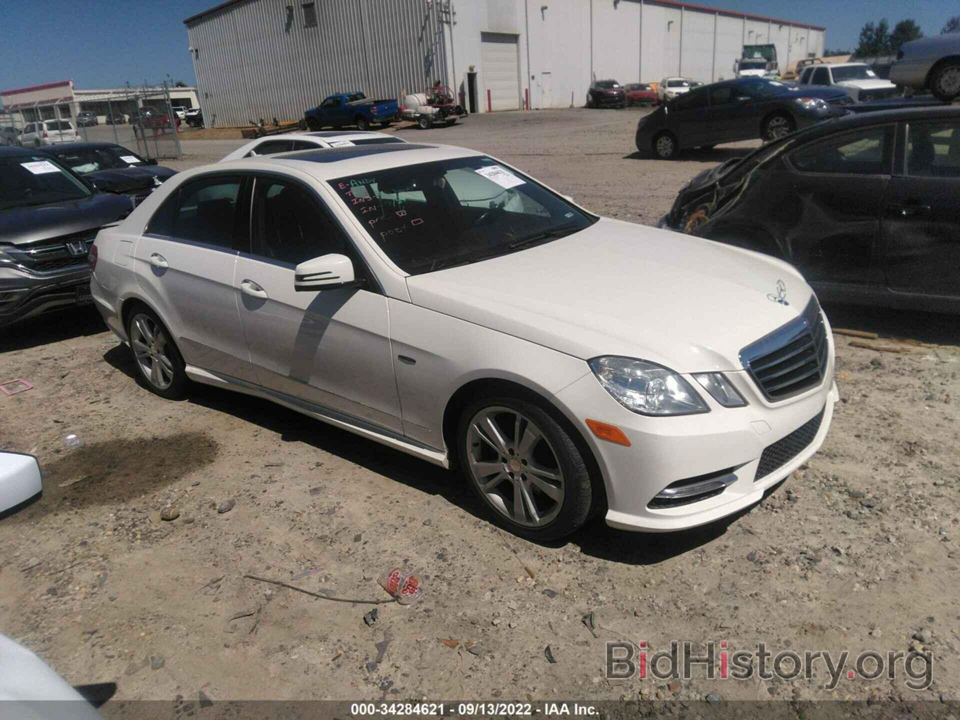 Photo WDDHF5KBXCA535323 - MERCEDES-BENZ E-CLASS 2012