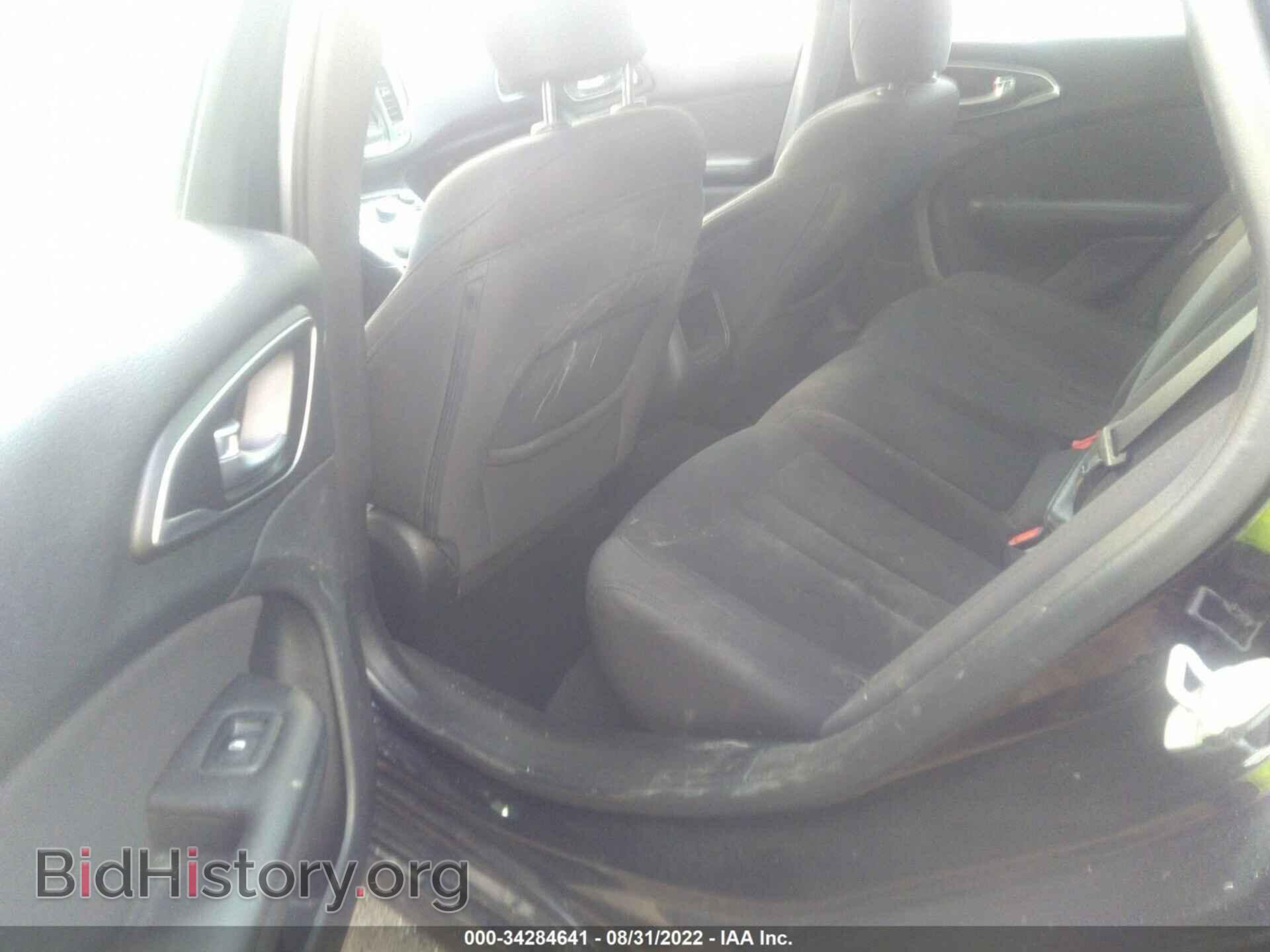 2016 CHRYSLER 200 - VIN: 1C3CCCAB6GN123793 - Photo 8