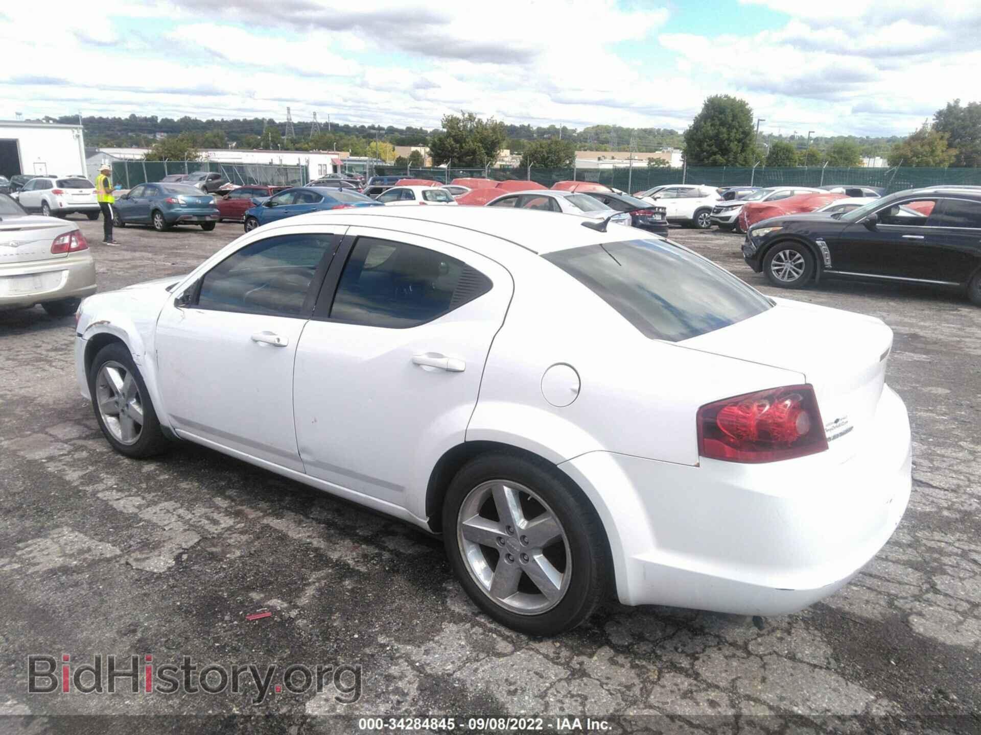 2011 DODGE AVENGER - VIN: 1B3BD4FB8BN563074 - Фото 3