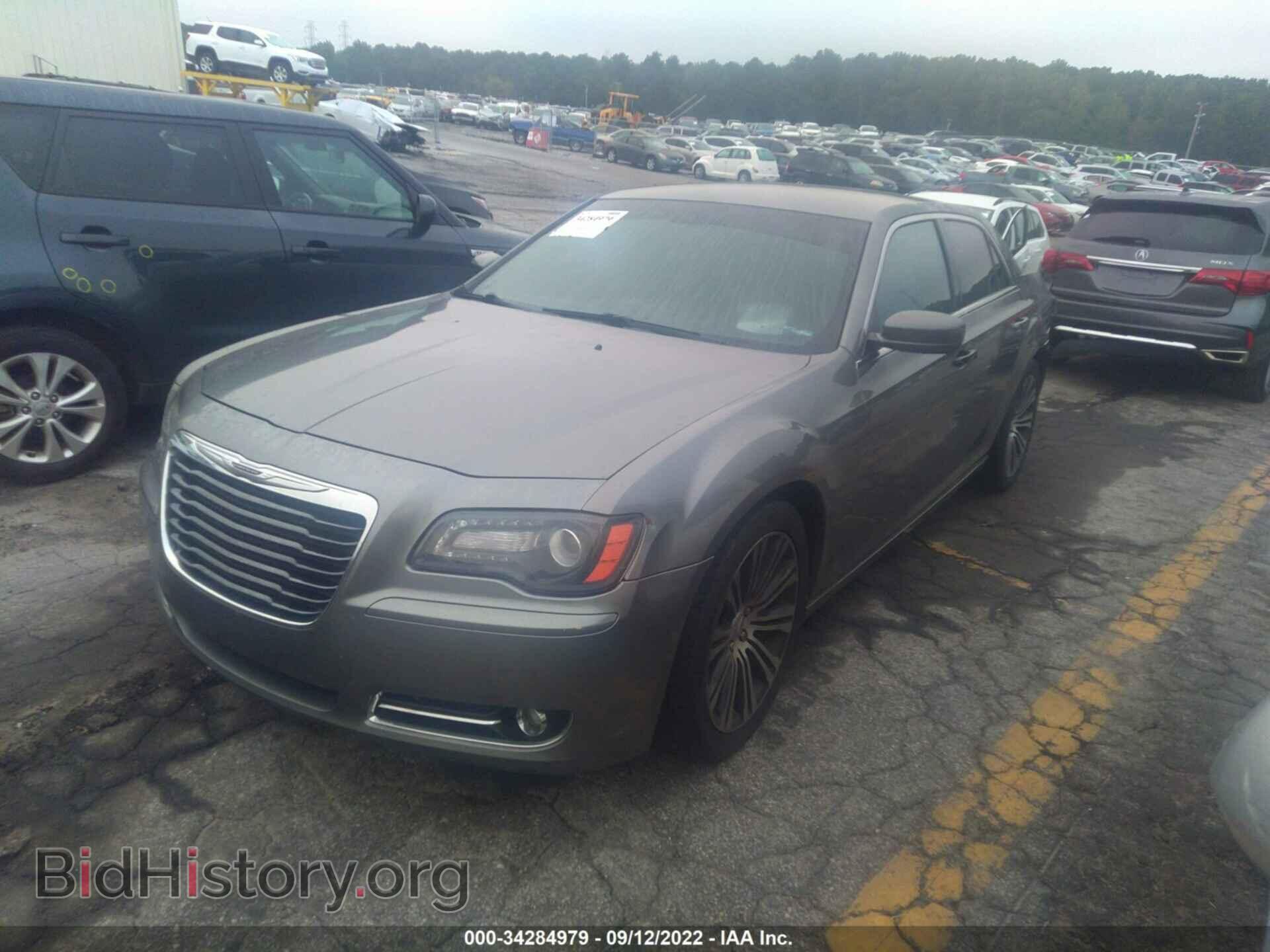 2012 CHRYSLER 300 - VIN: 2C3CCABG7CH289516 - Фото 2