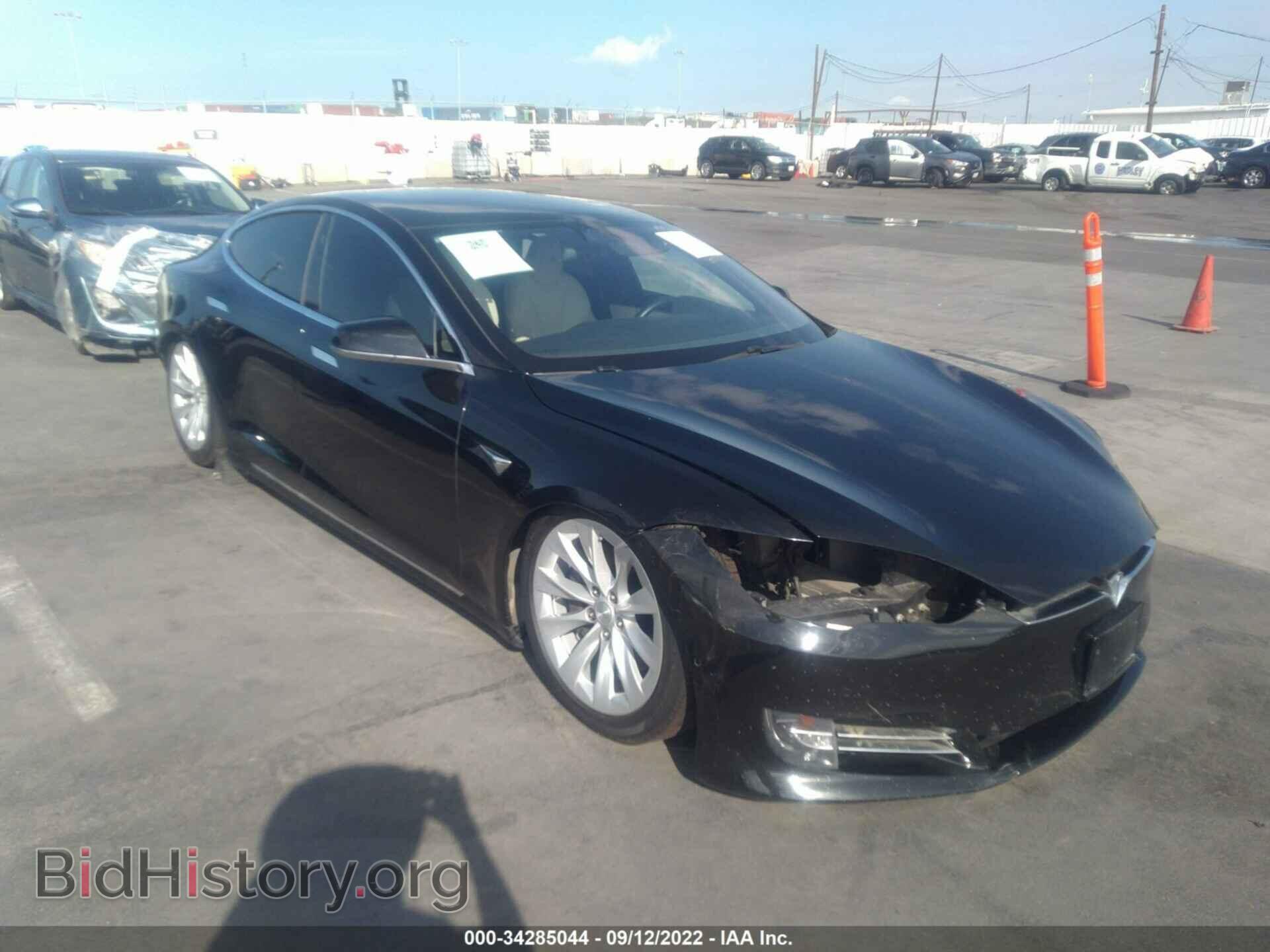 Фотография 5YJSA1E29LF363196 - TESLA MODEL S 2020